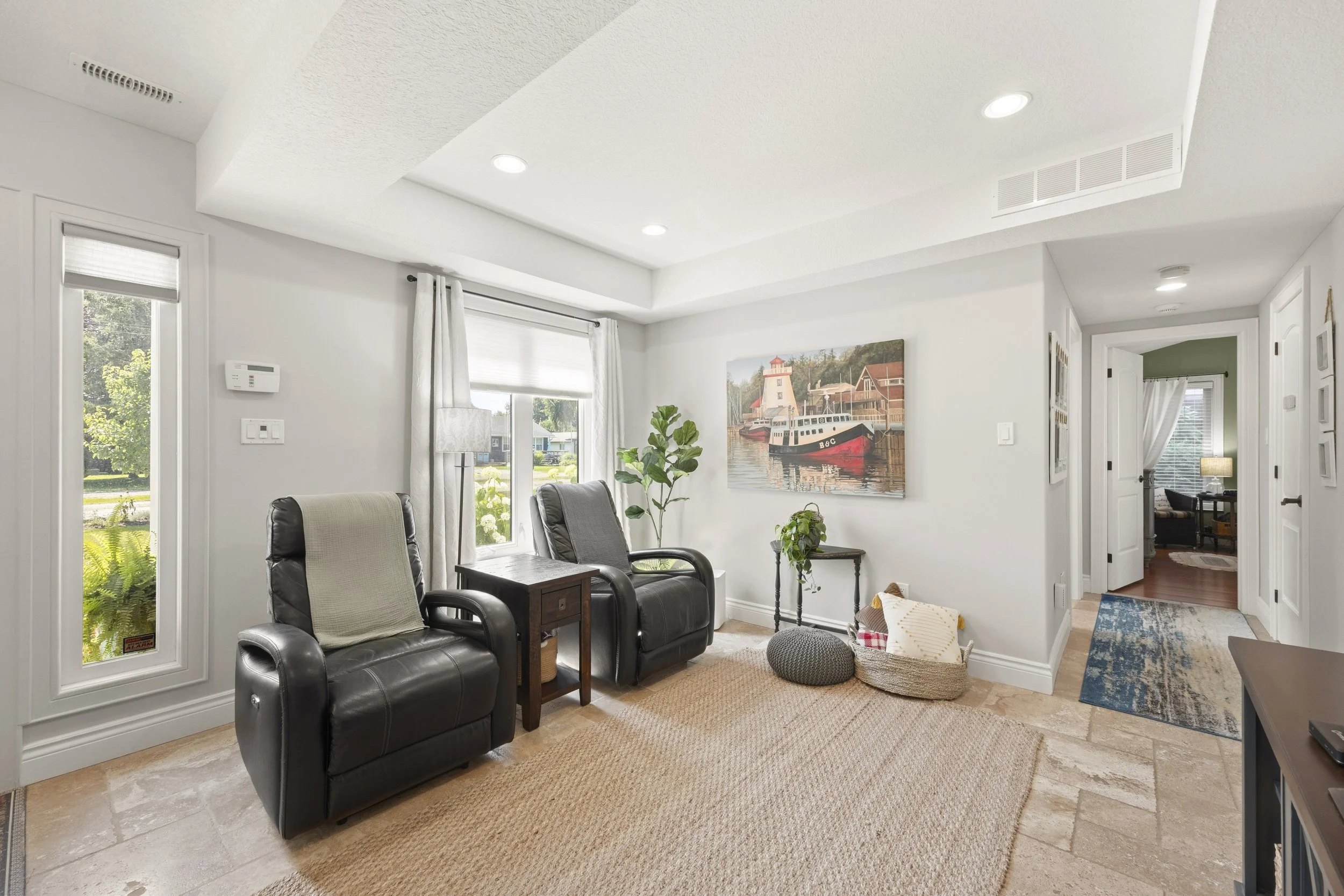 71257 Elizabeth St -08.JPG