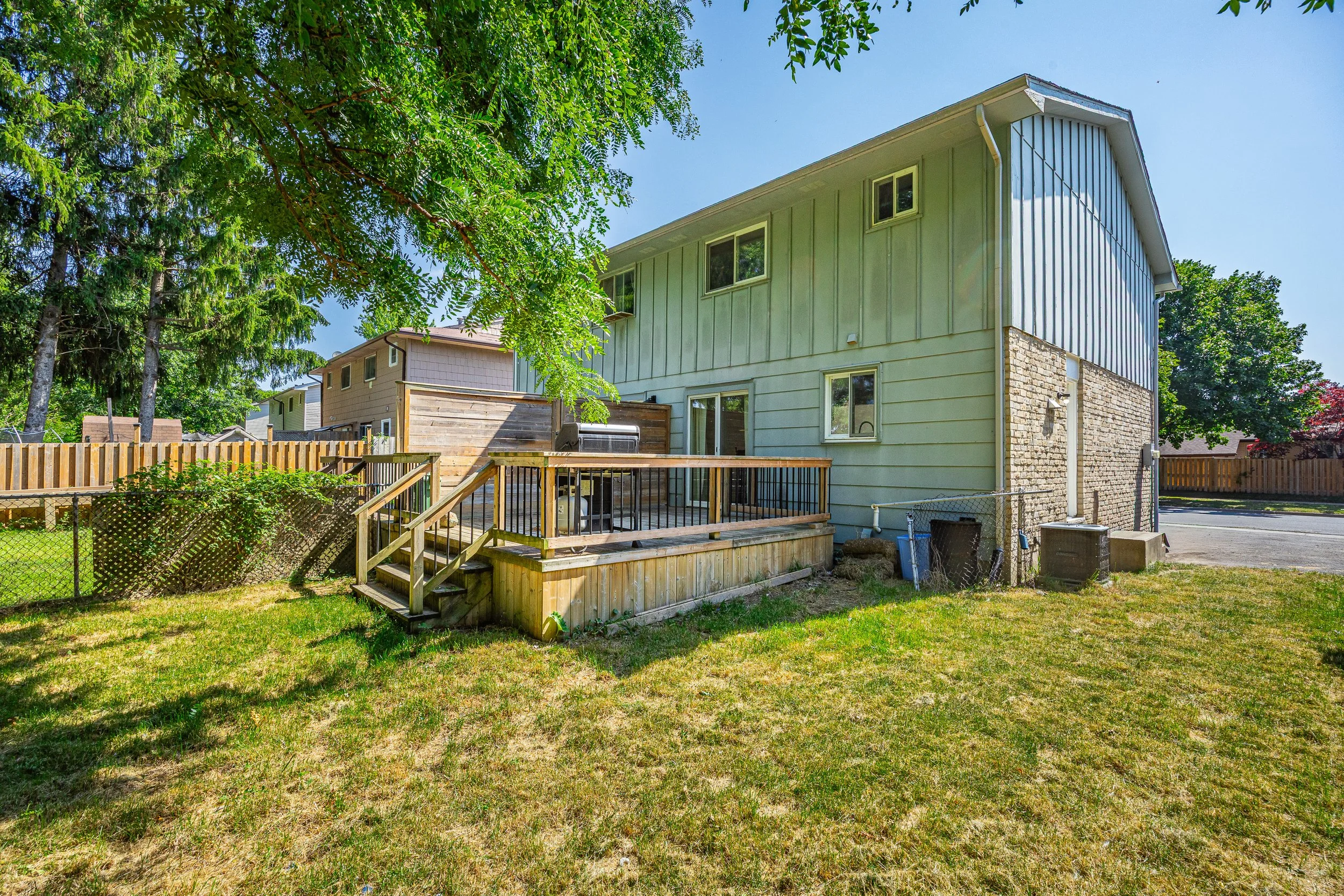 1767 Aldersbrook Rd -48.jpg
