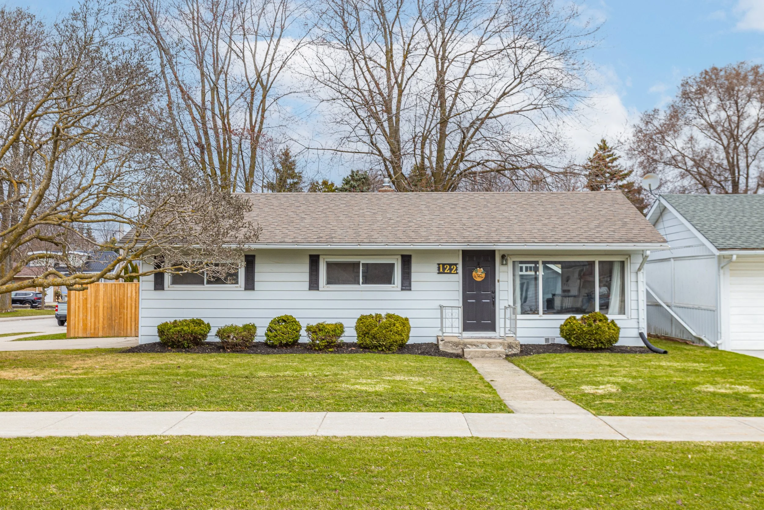 122 Huron St-2.jpg