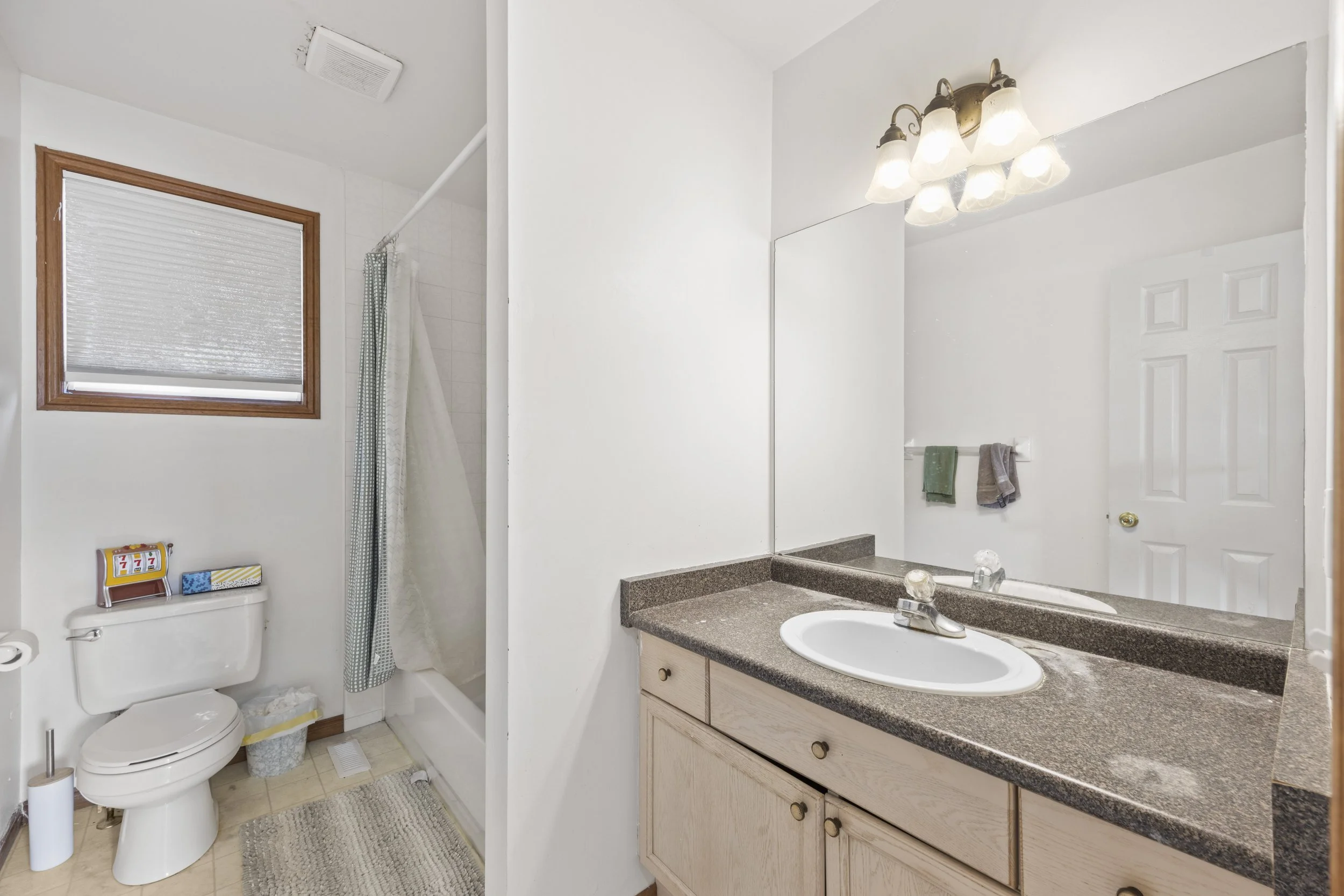 351 Fleming Dr -28.JPG