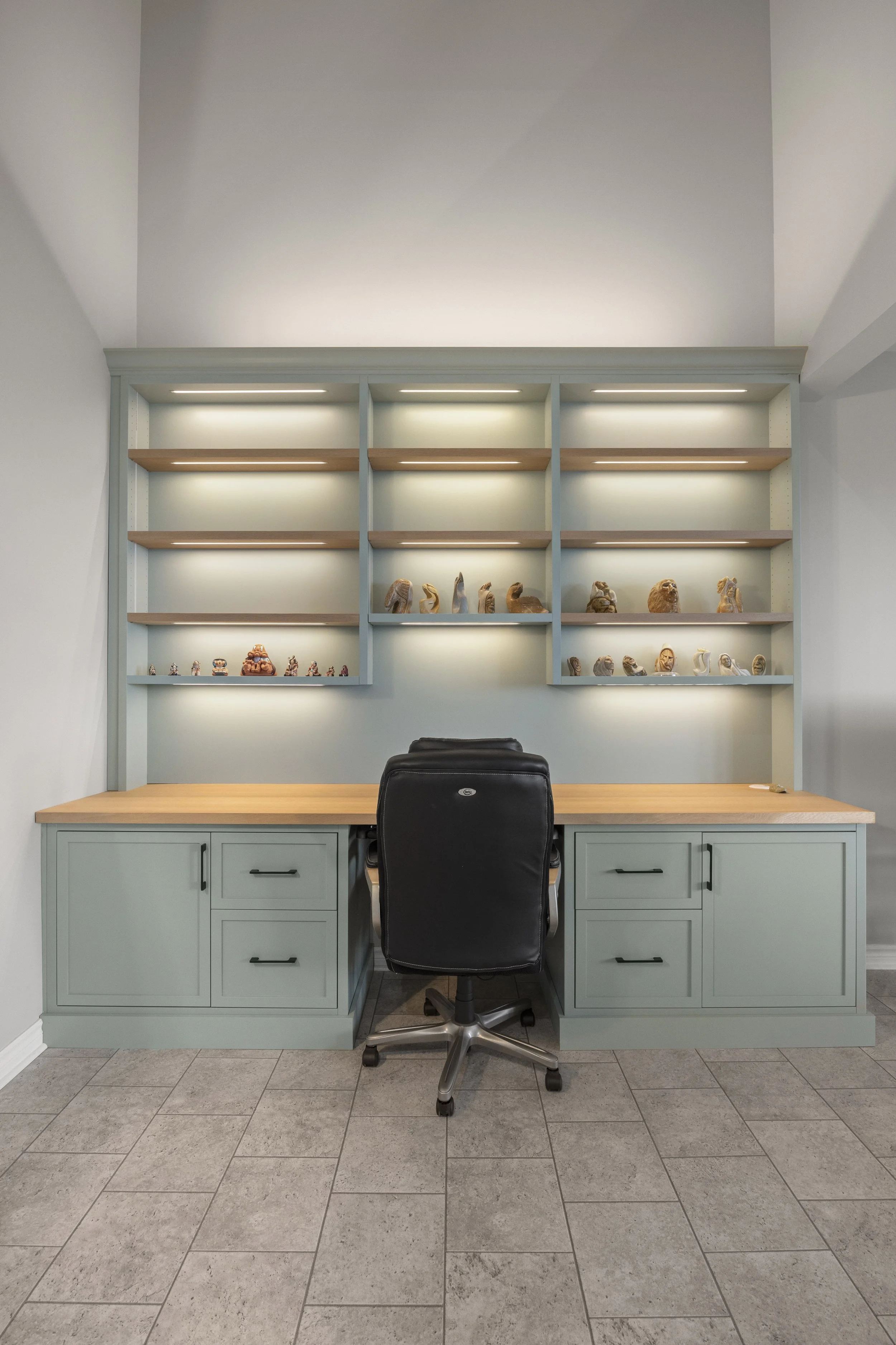 41-374 Front St -03.JPG