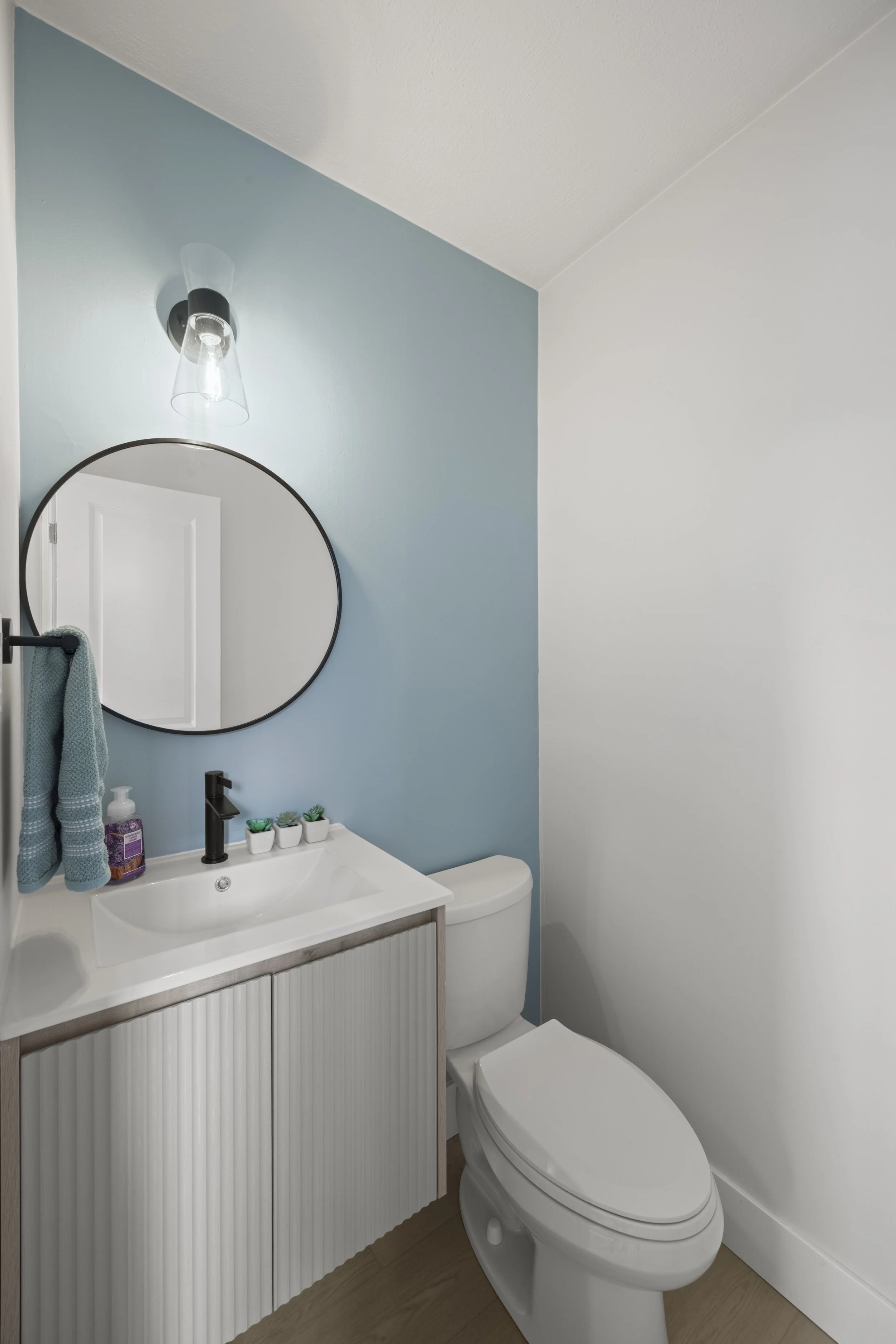 1763 Aldersbrook -19.JPG