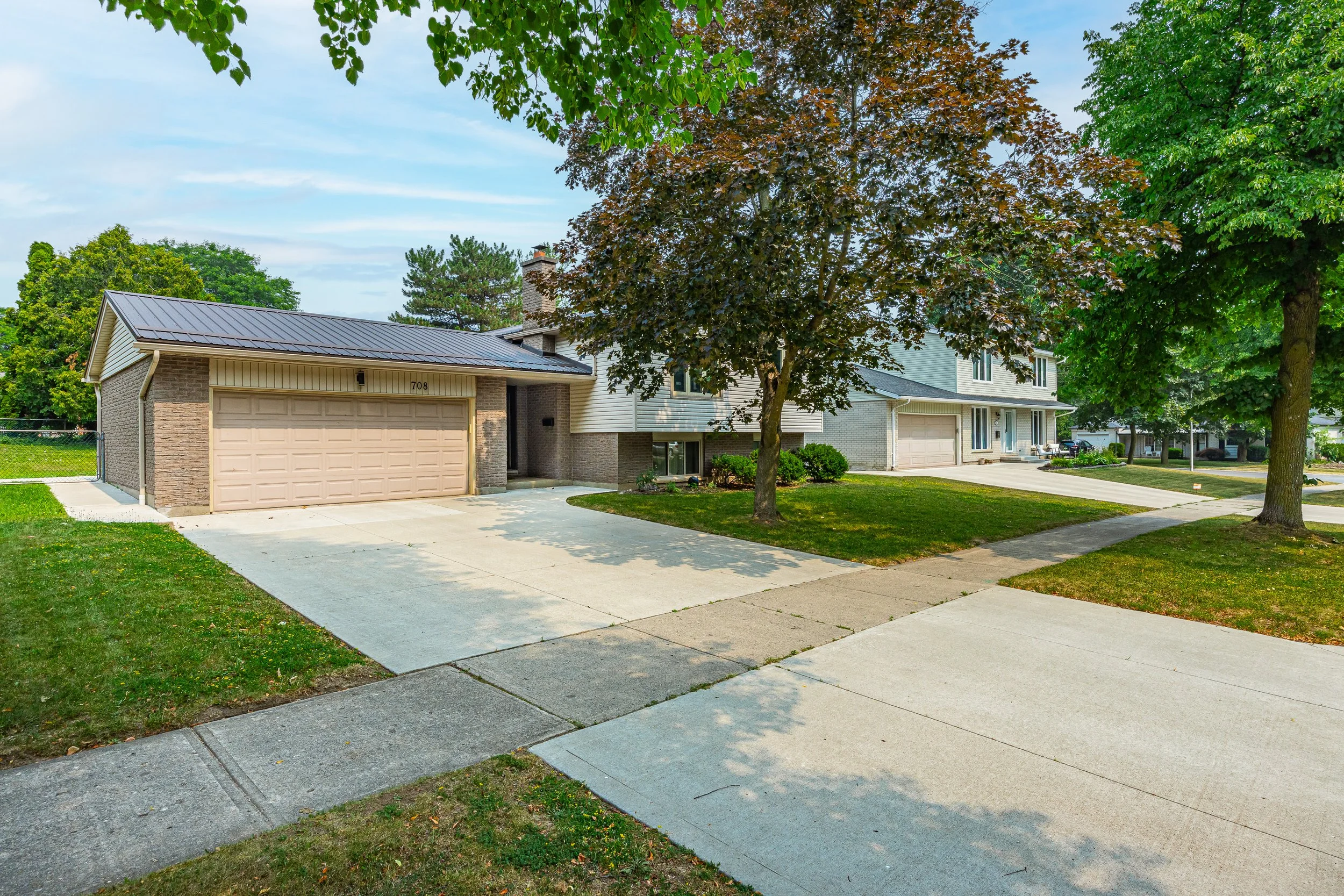 EXT - 708 Village Green Ave-4.jpg