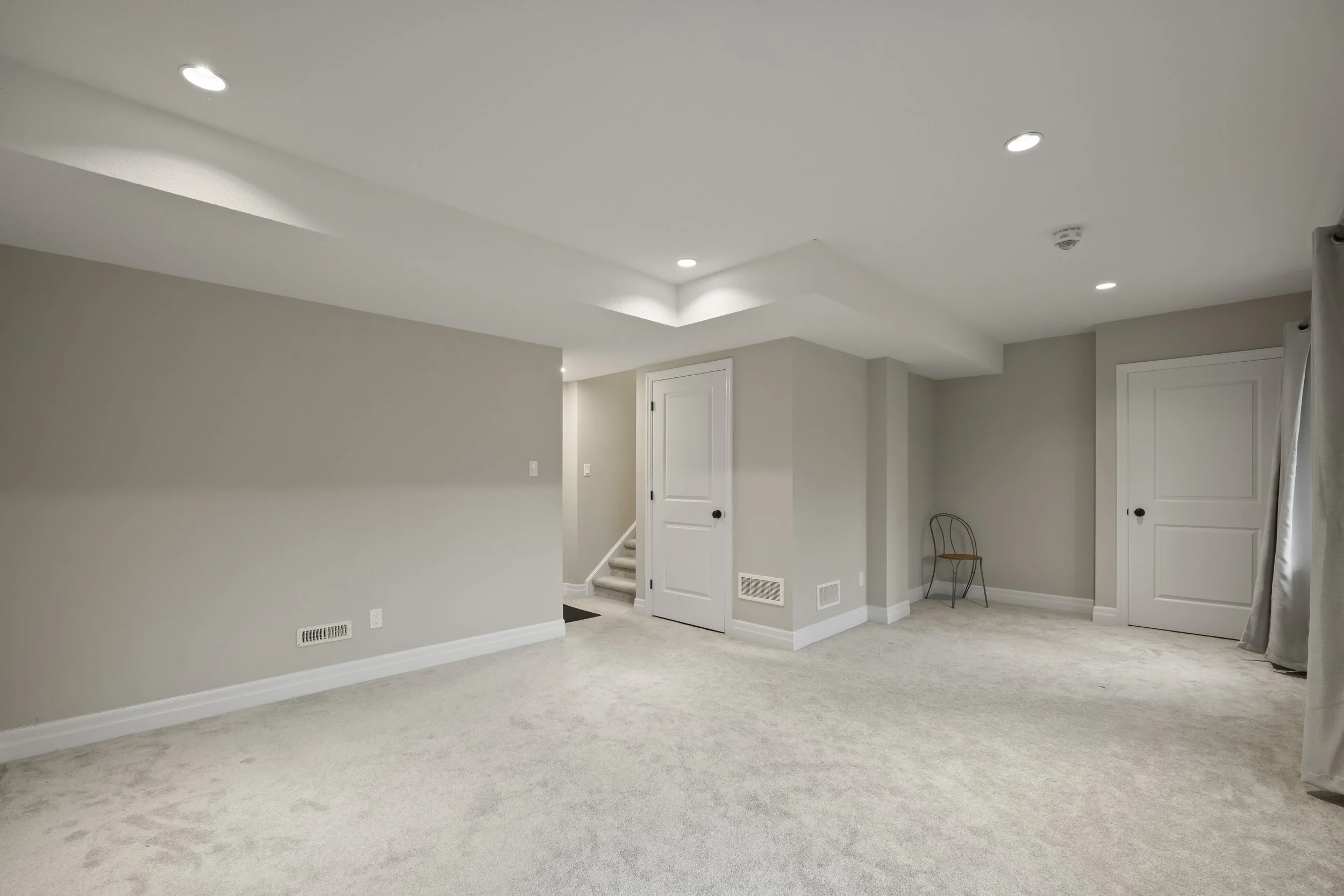 555 Sunningdale Rd E -38.JPG