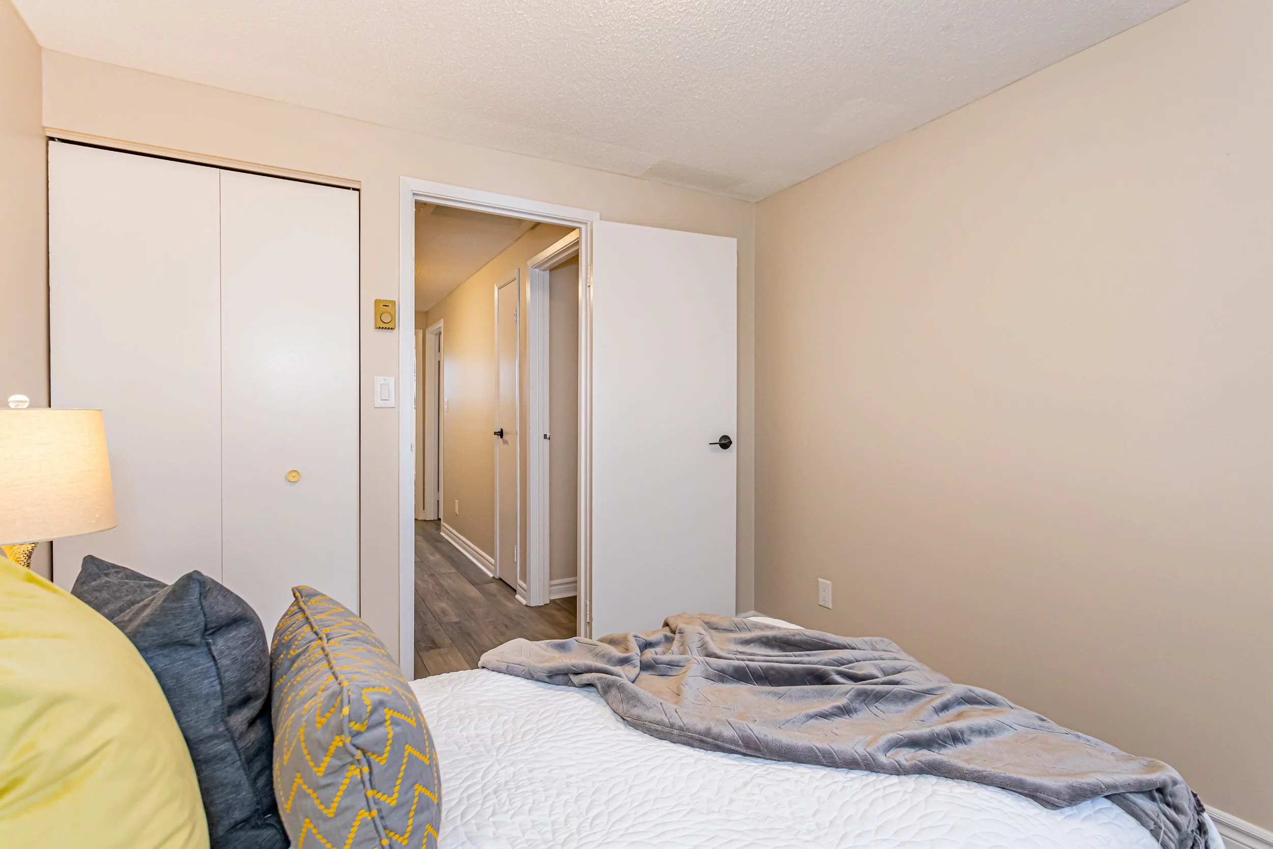 38-355 Sandringham Cres-21.jpg