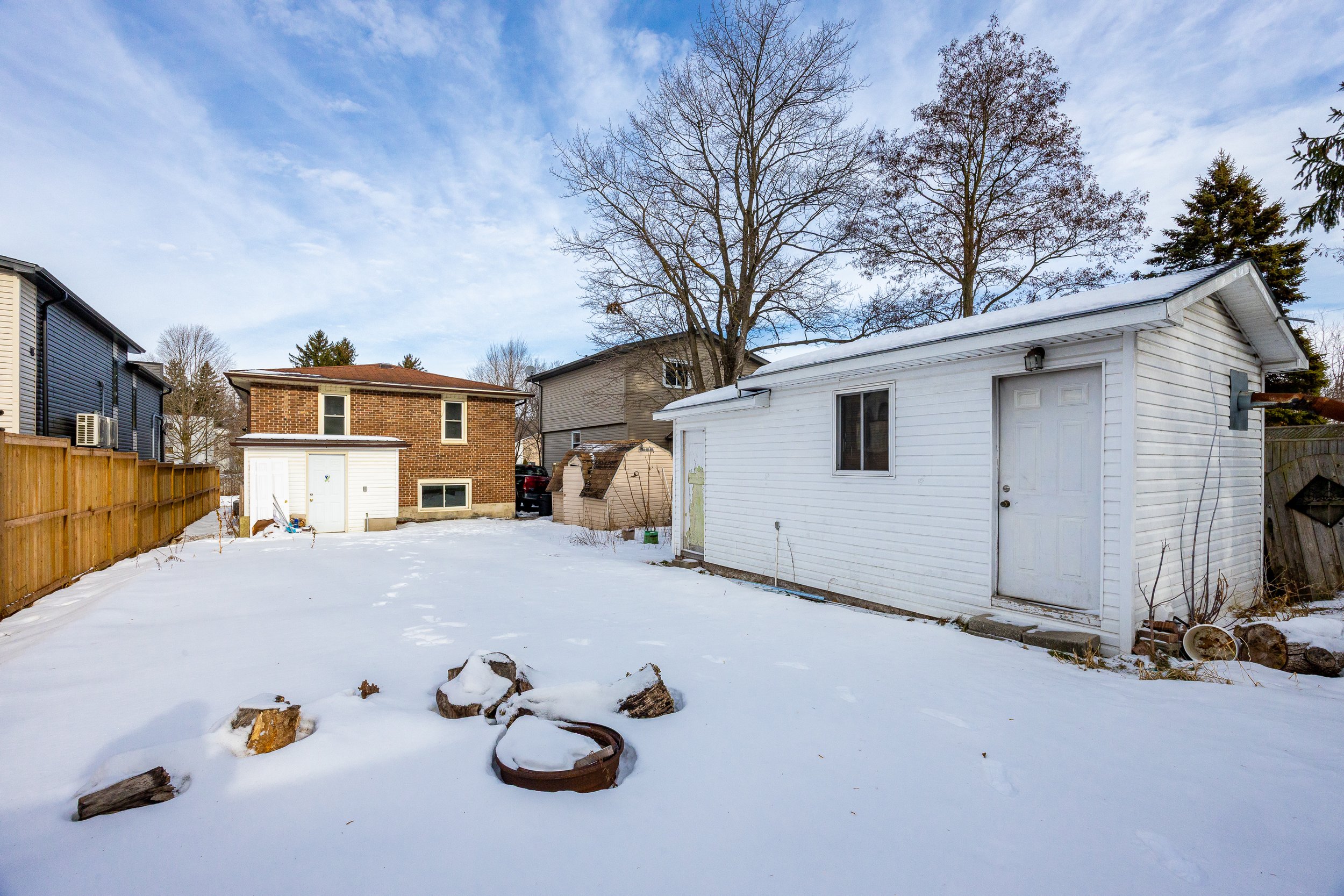 329 Thompson Rd -30.jpg