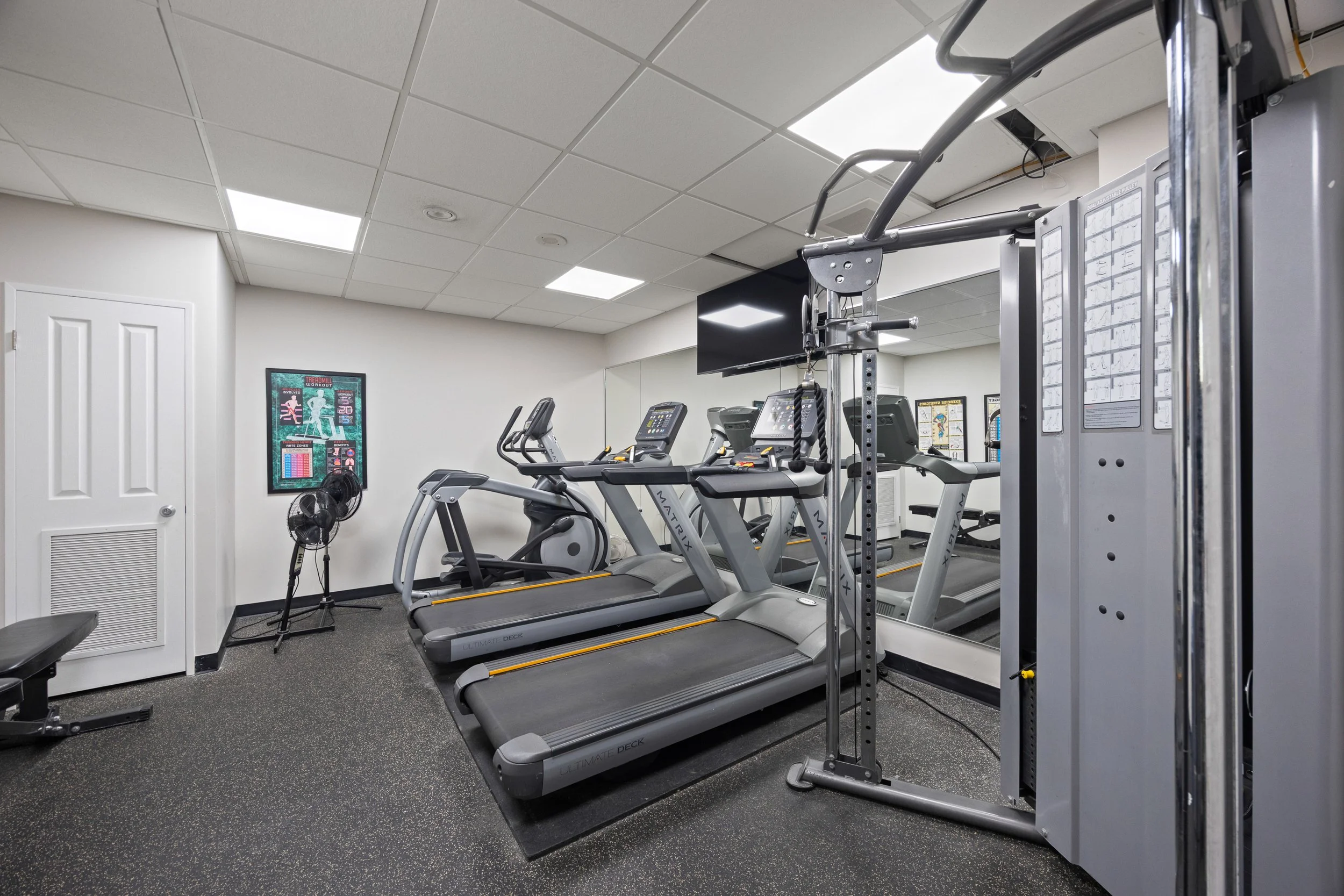 1104-353 Commissioners Rd W -44.jpg