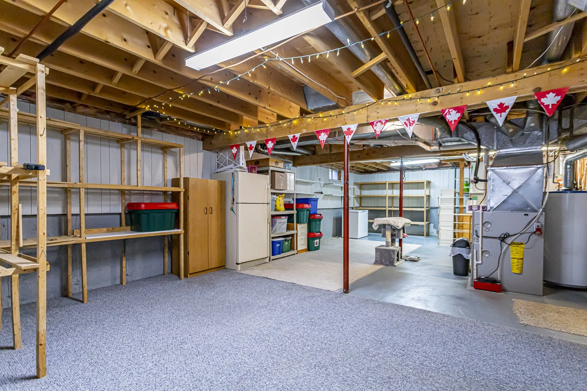 89 Midale Cres_37.jpg