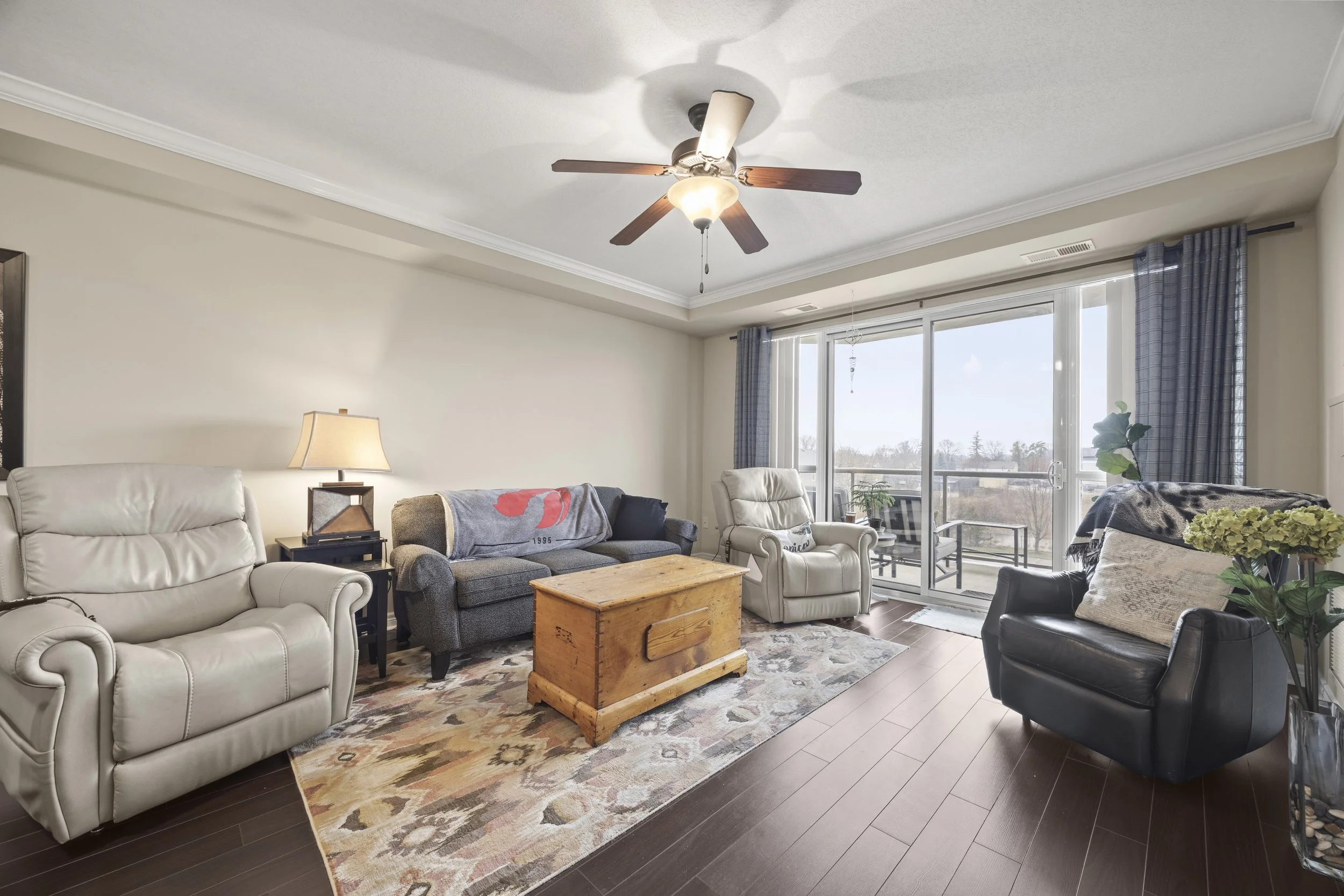 406-1030 Coronation Dr -18.JPG