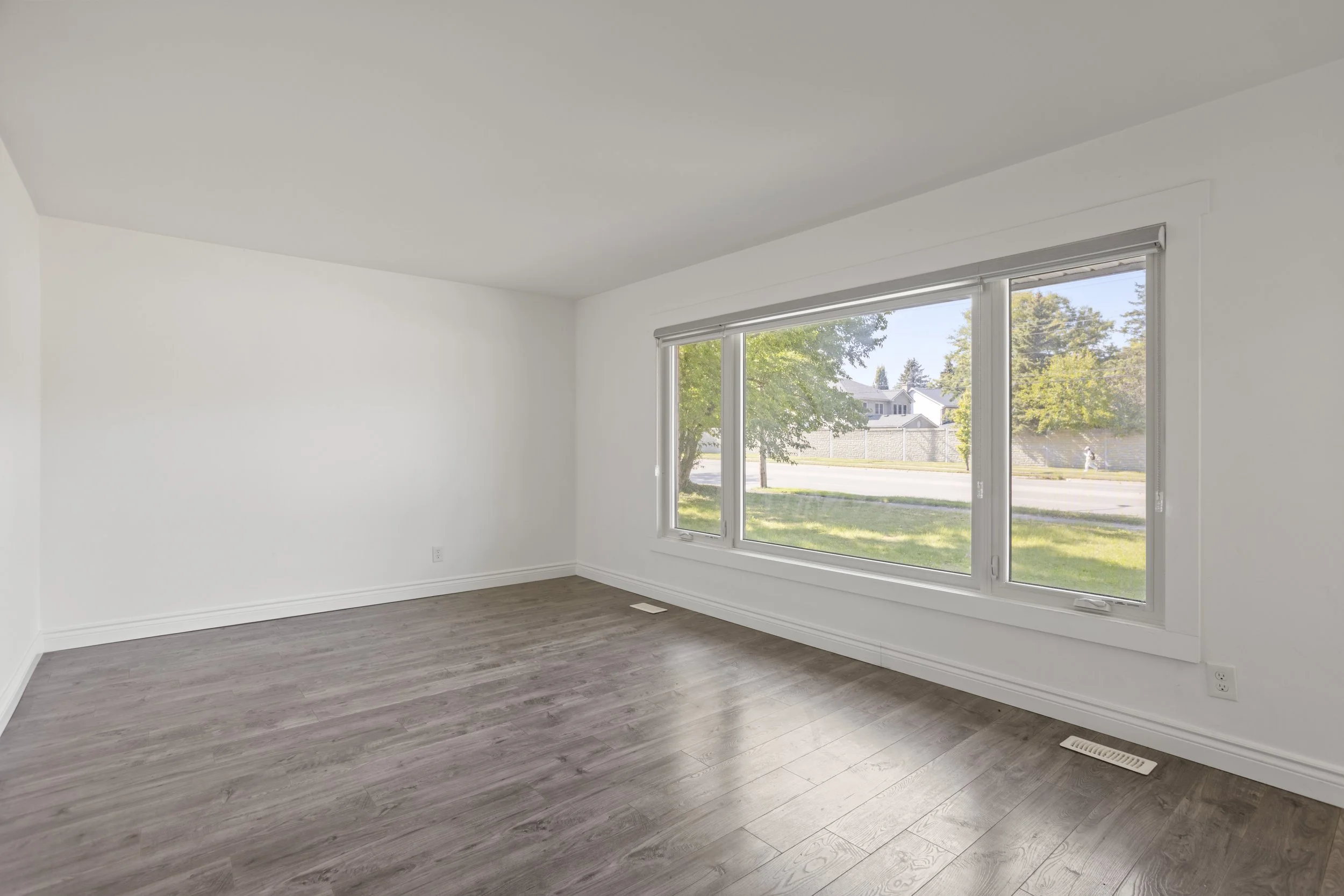 776 Oxford St  -22.JPG