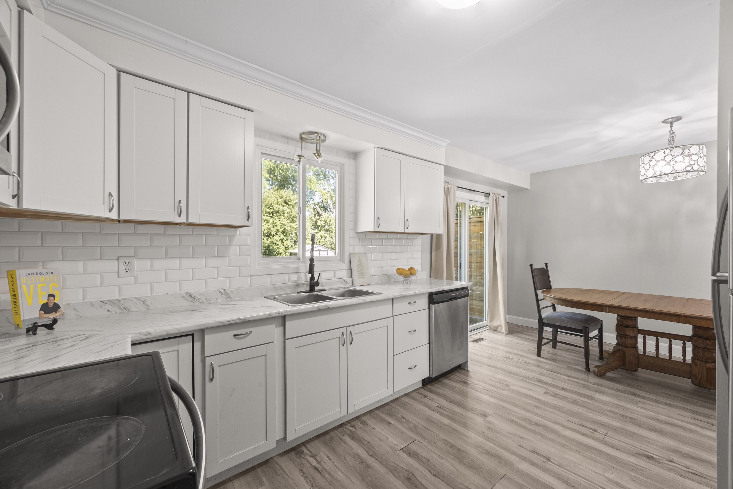 1767 Aldersbrook Rd -13.JPG