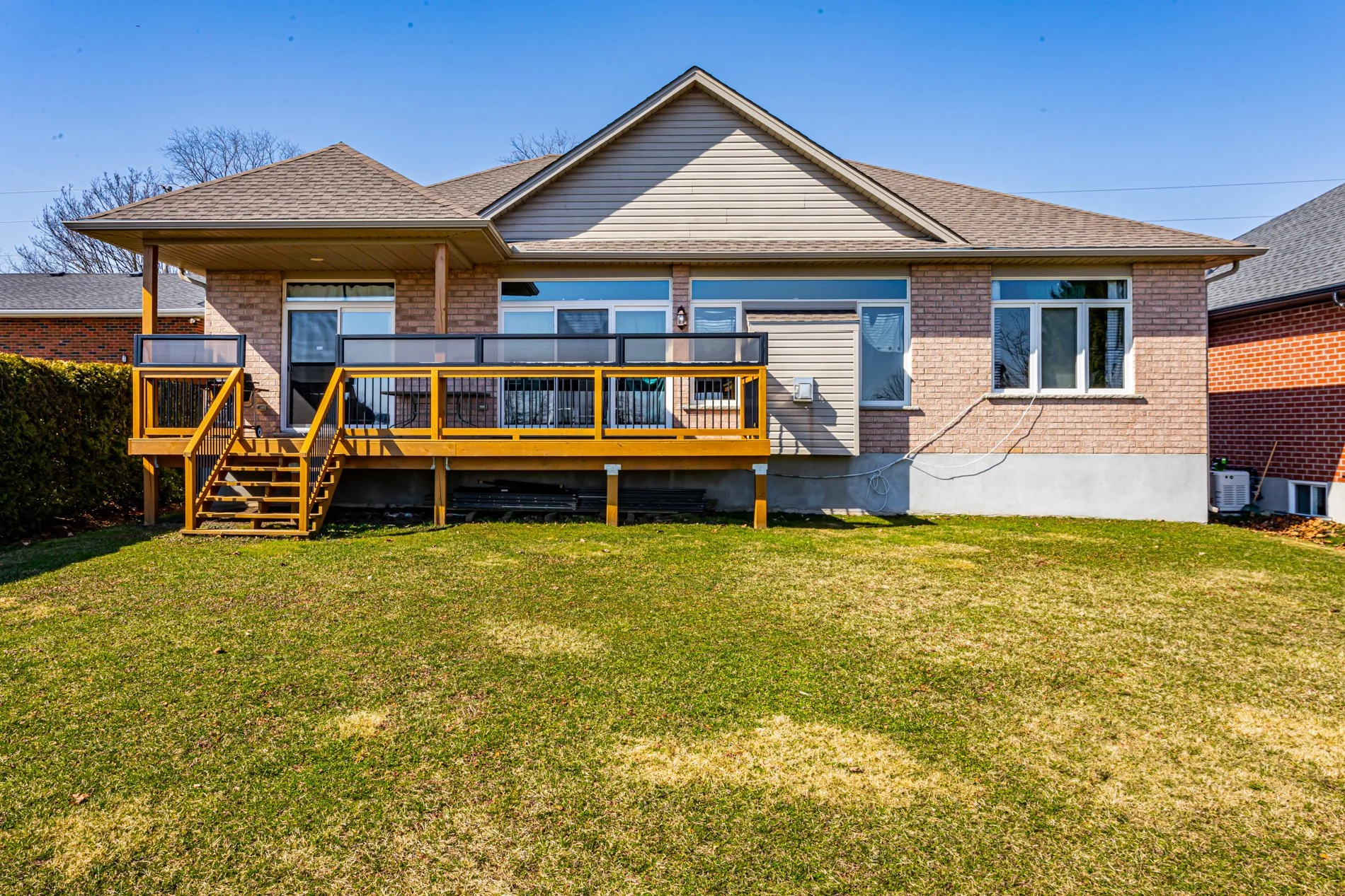 122 1-2 Centennial Ave-38.jpg