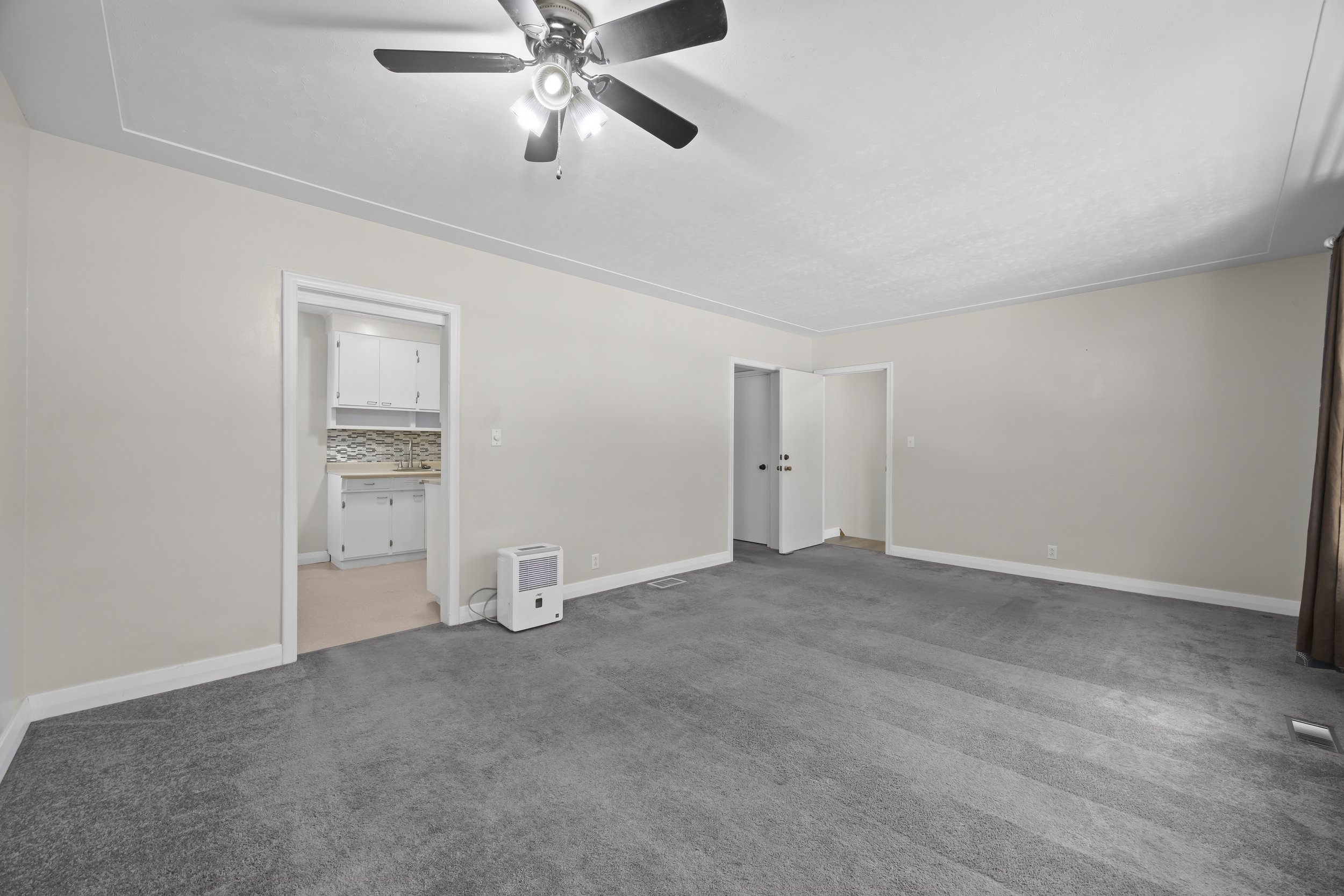 185 Cooper St -17.JPG