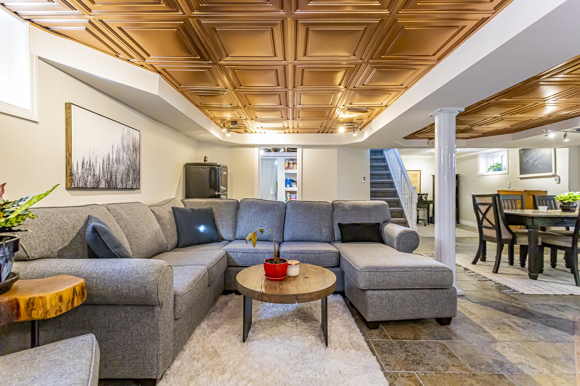 44 Briscoe St E_36.jpg