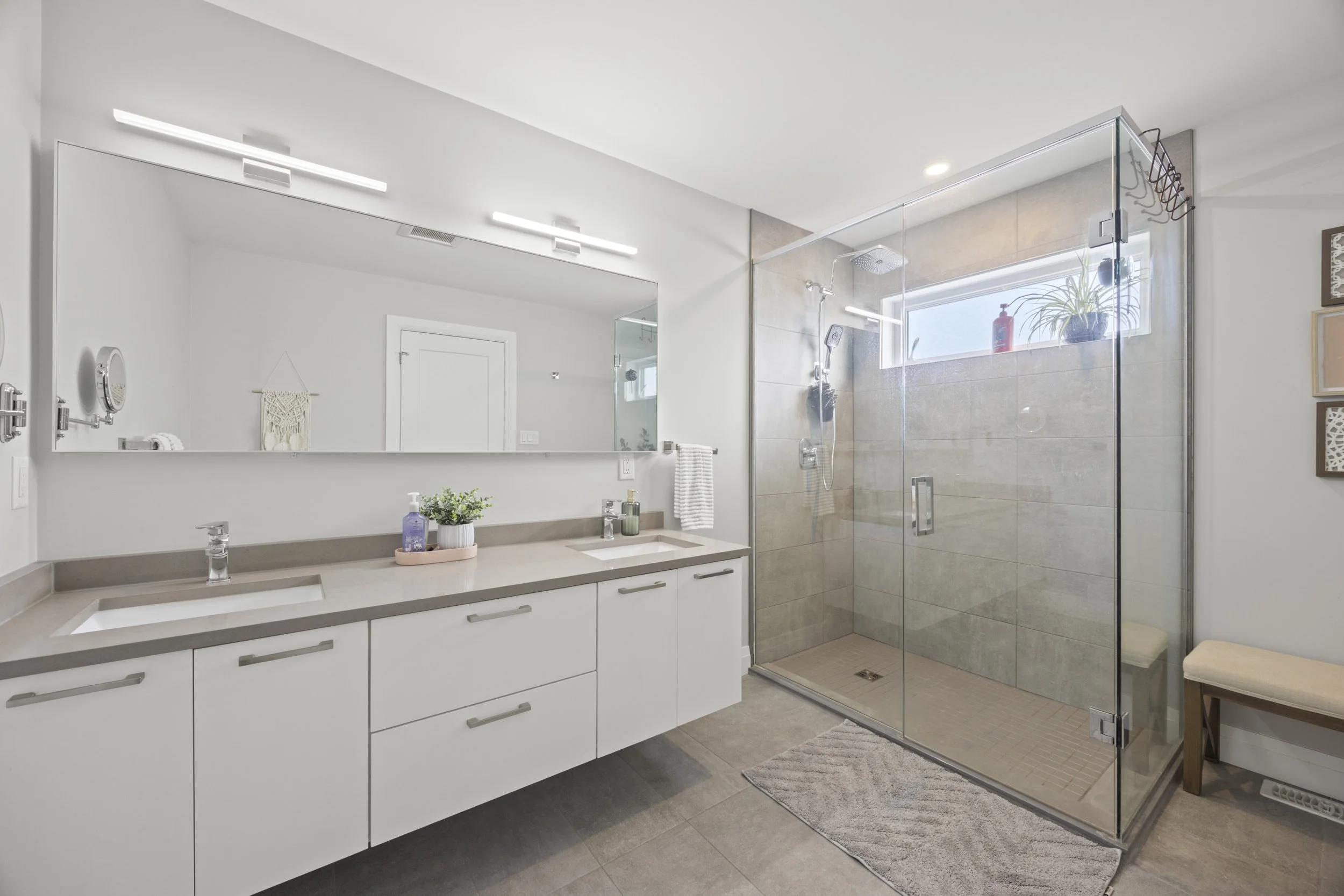 1-176 King St -29.JPG