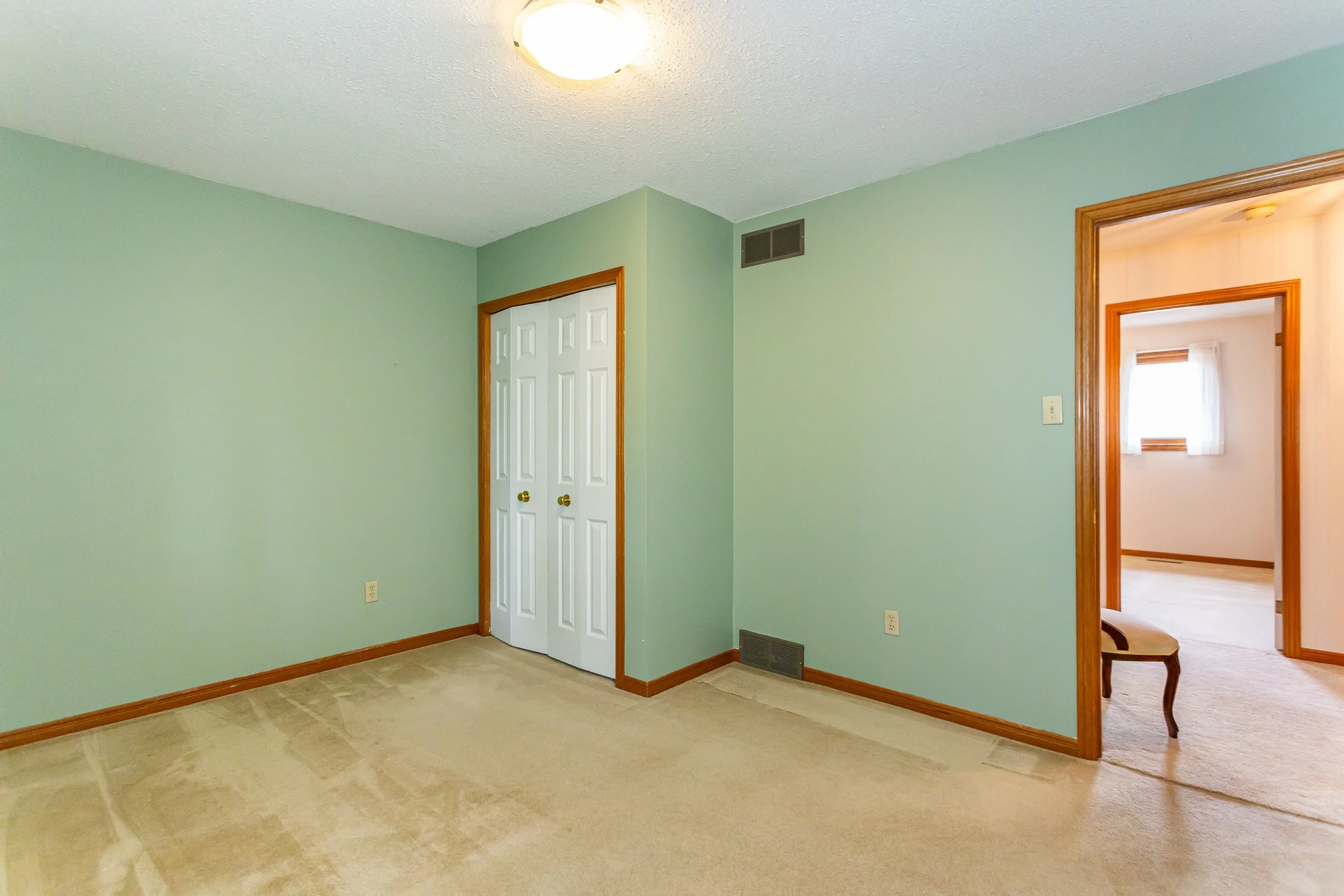 35 Shawna Rd-30.jpg
