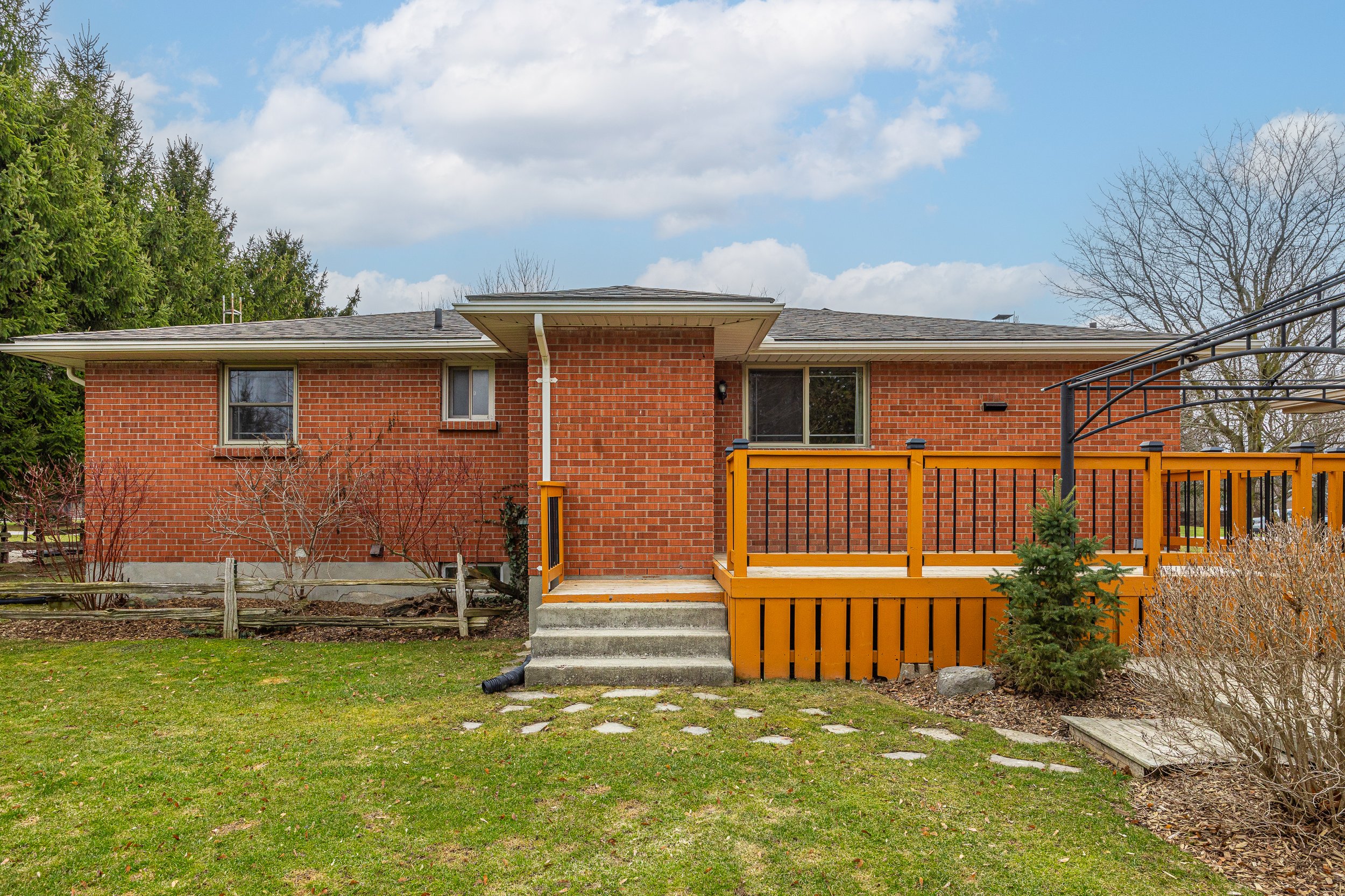 EXT Update - 8 E Williams St-21.jpg