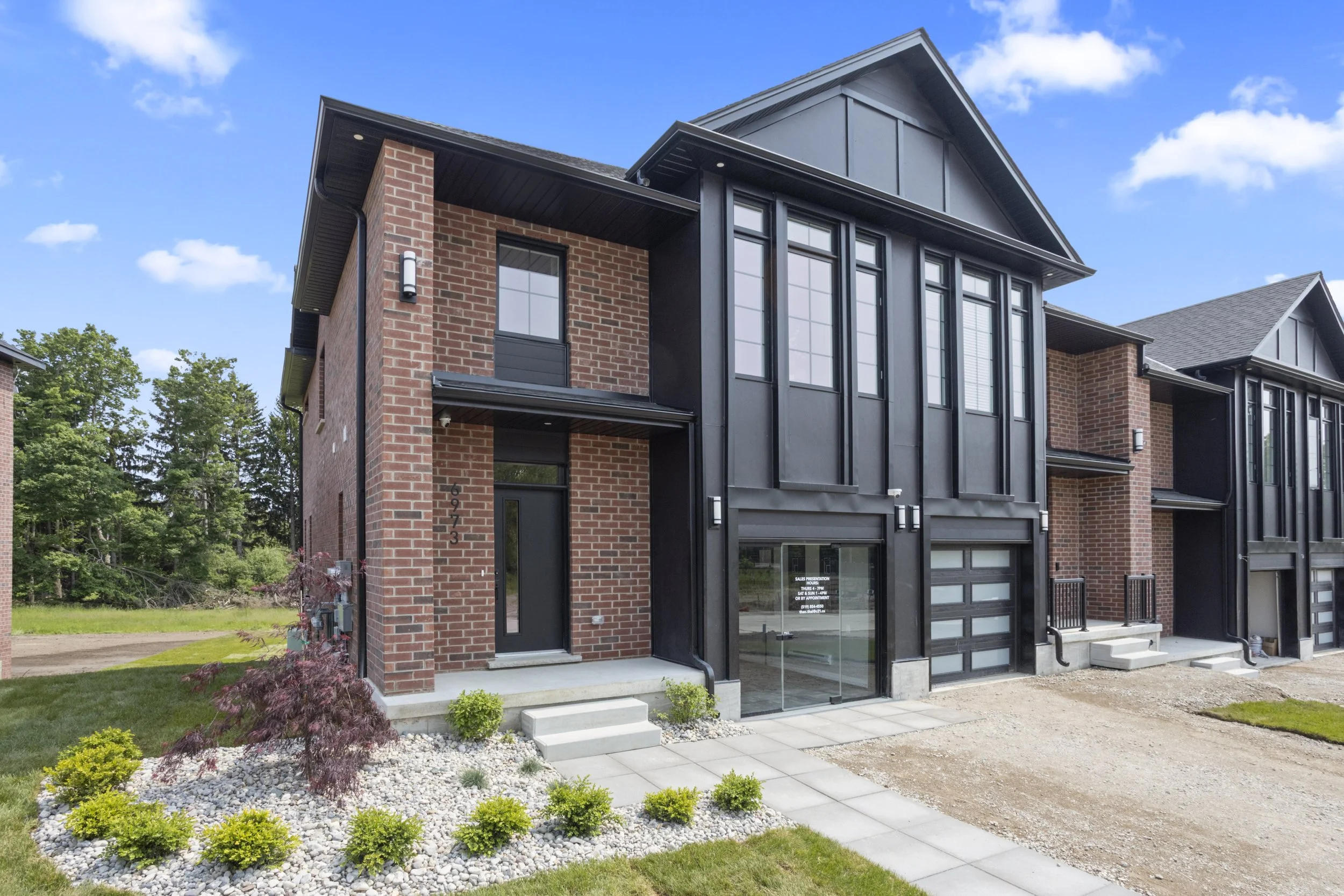 6973 Heathwoods Ave -04.jpg