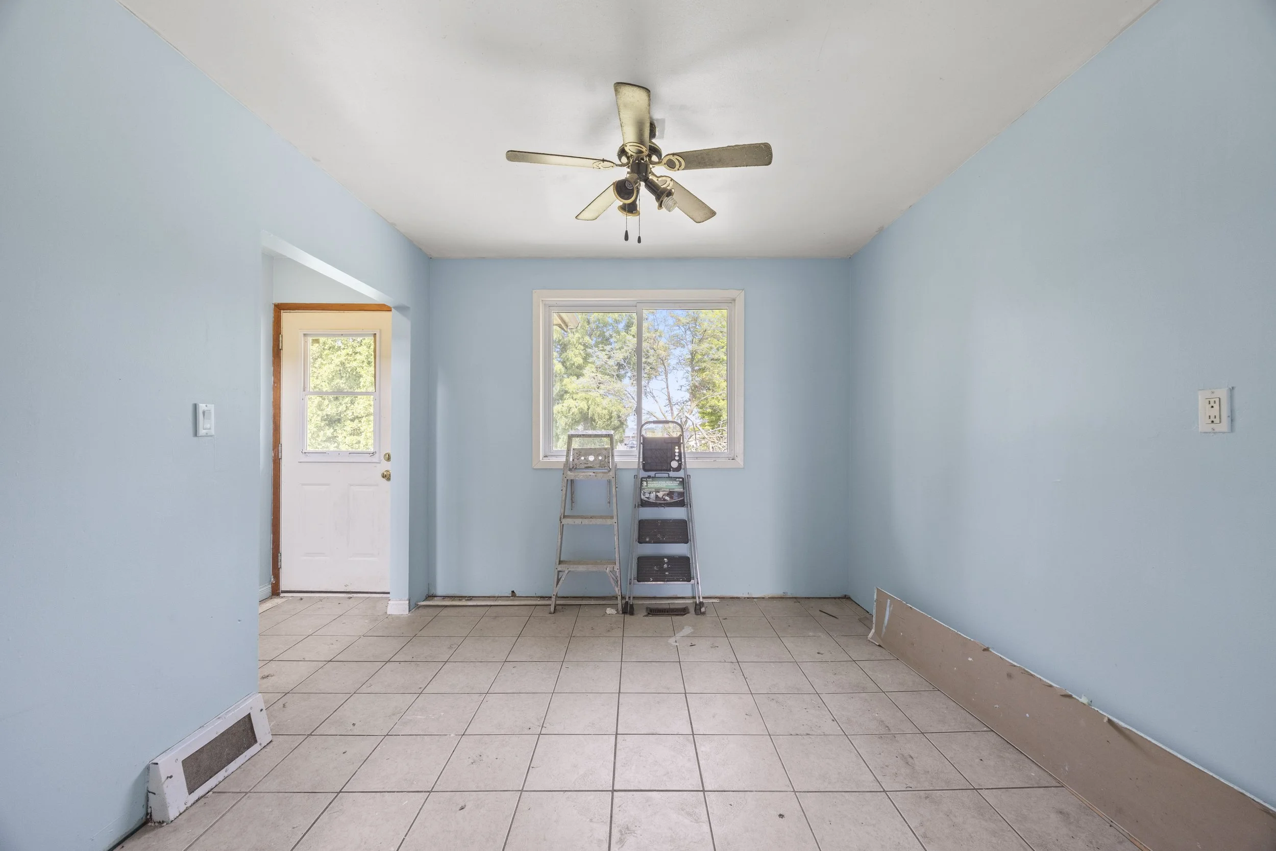 10207 Ivan Dr -09.JPG