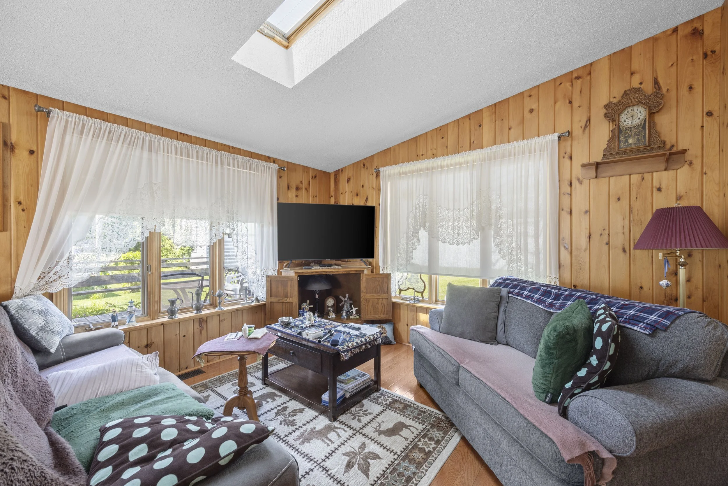 153 Ailsa Craig Main St -06.JPG