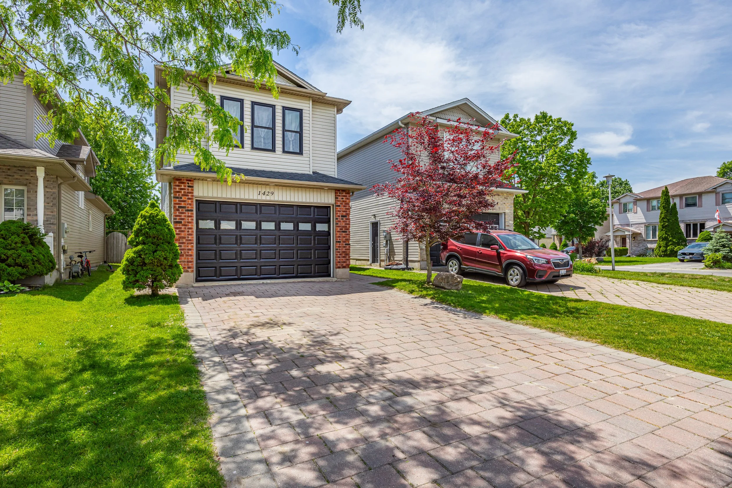 1429 Aspenridge Cres -03.jpg
