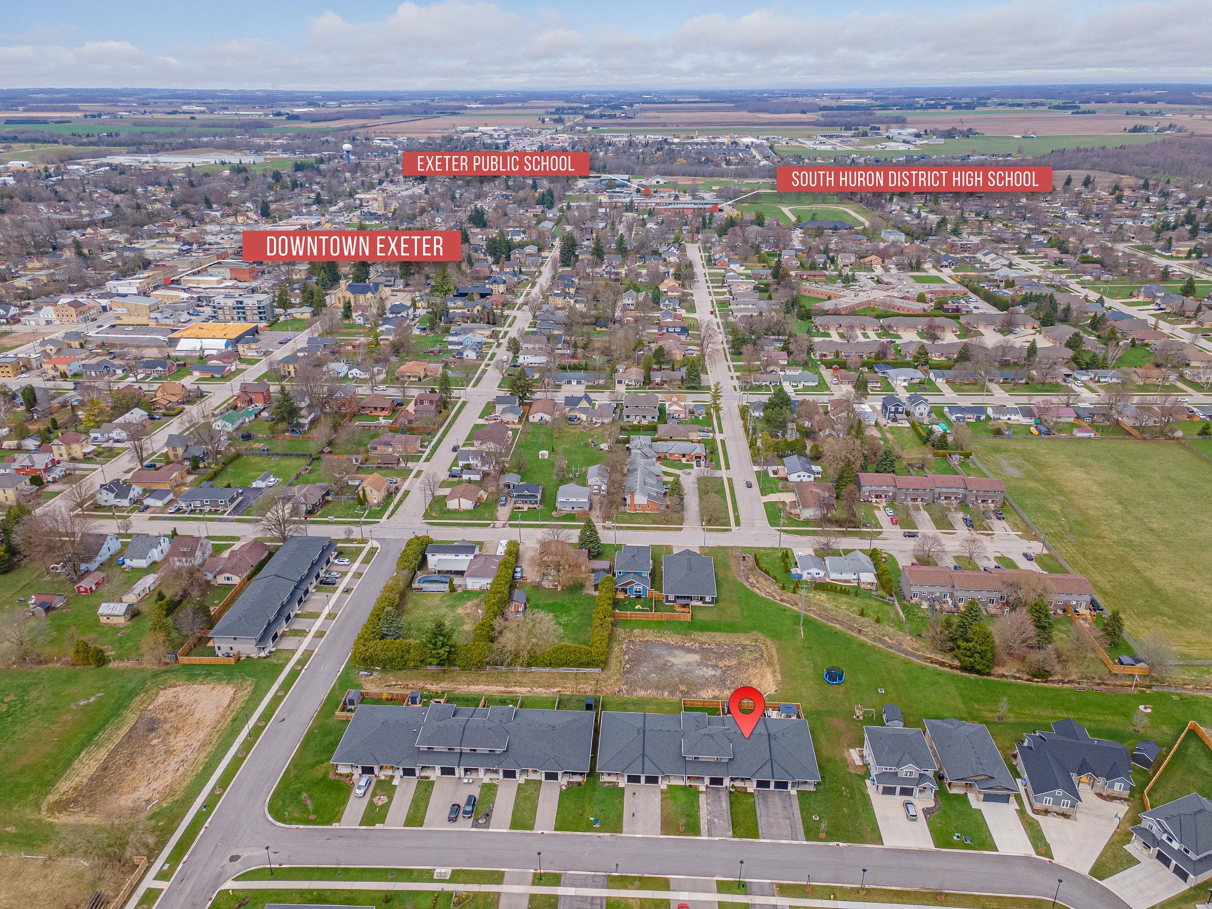 100 Rowe Ave -46.jpg