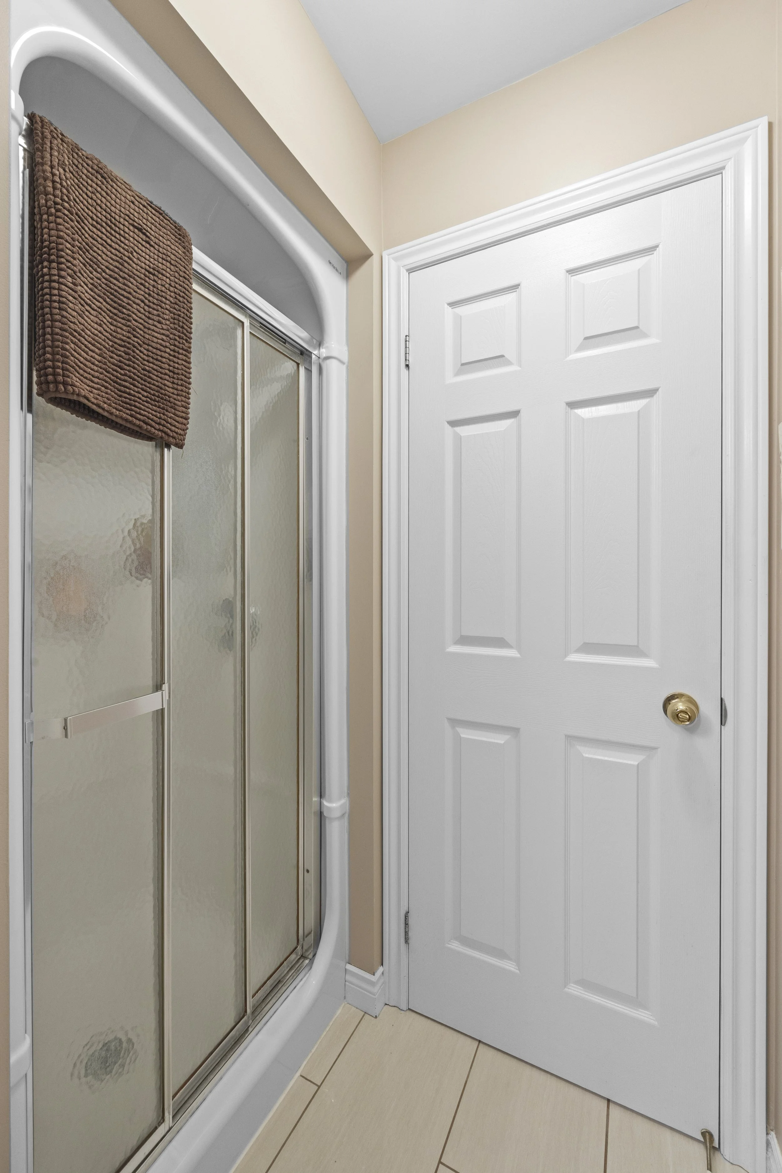 4 Oakwood Crt -26.JPG