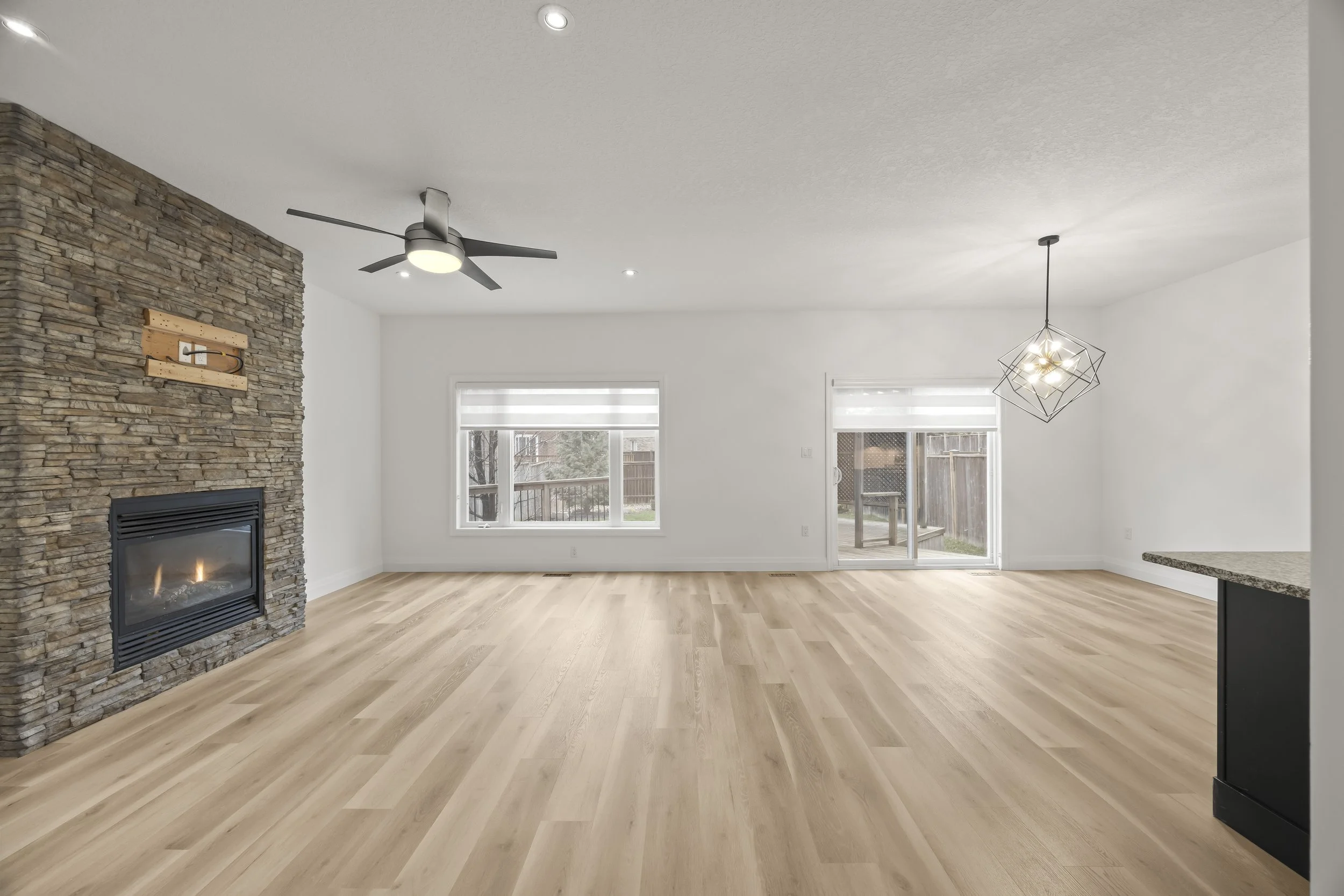 3079 Pomeroy Ln -08.JPG