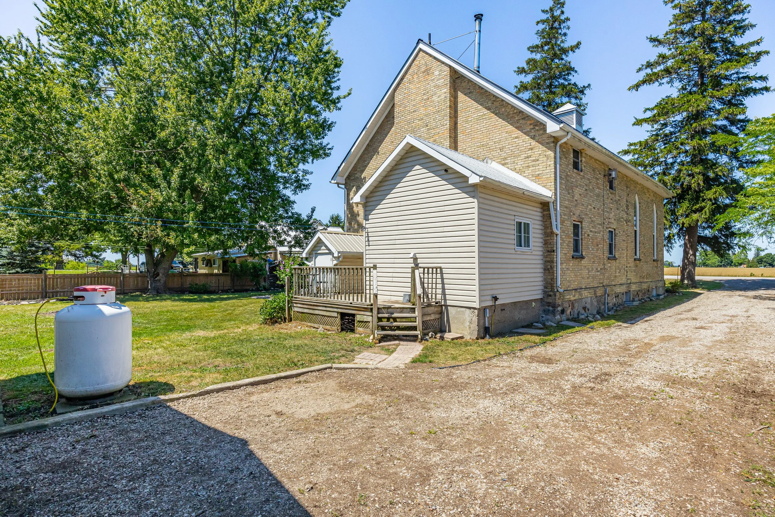 3229 Mcgillivray Dr -37.jpg