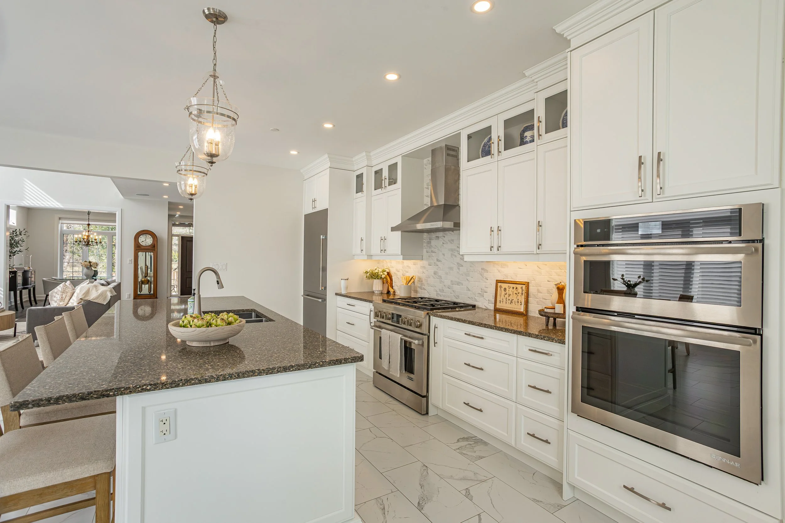 2-159 Windermere Rd-26.jpg