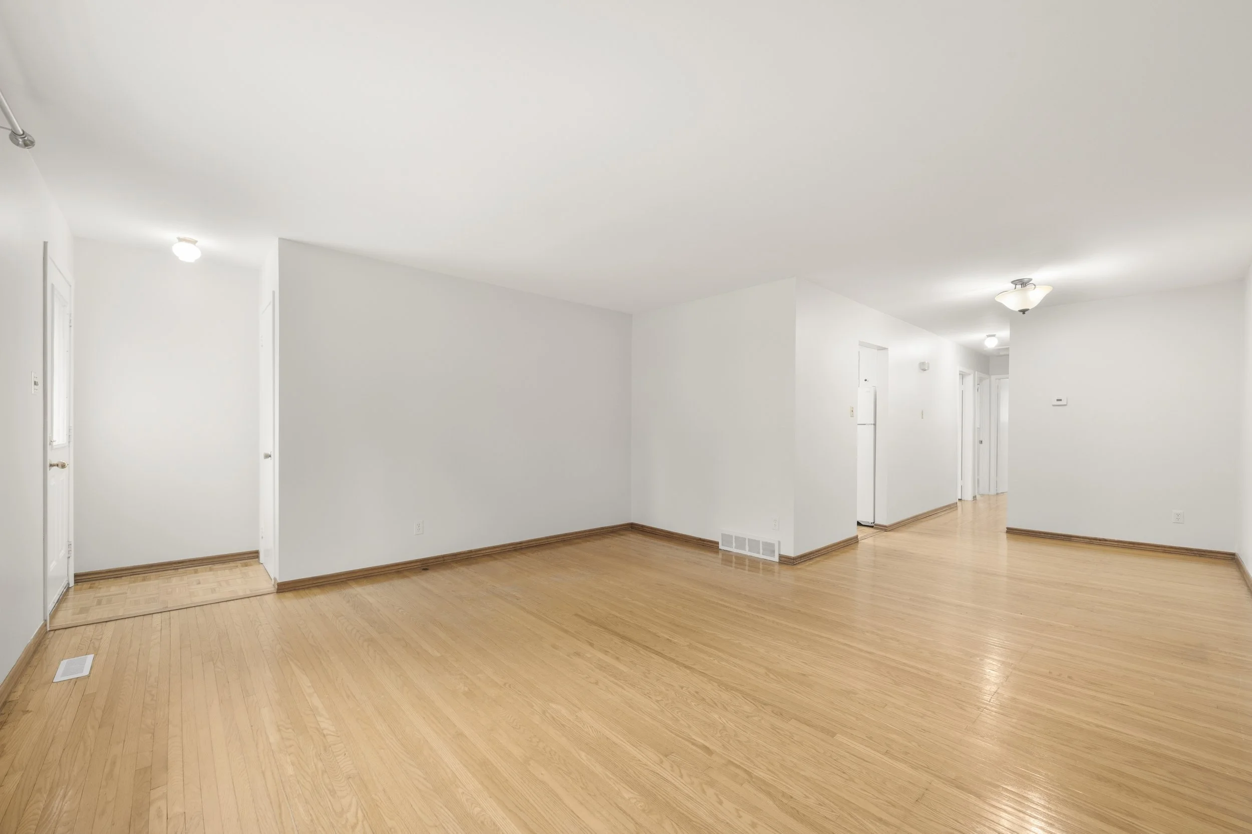 25 Noel Ave -12.JPG