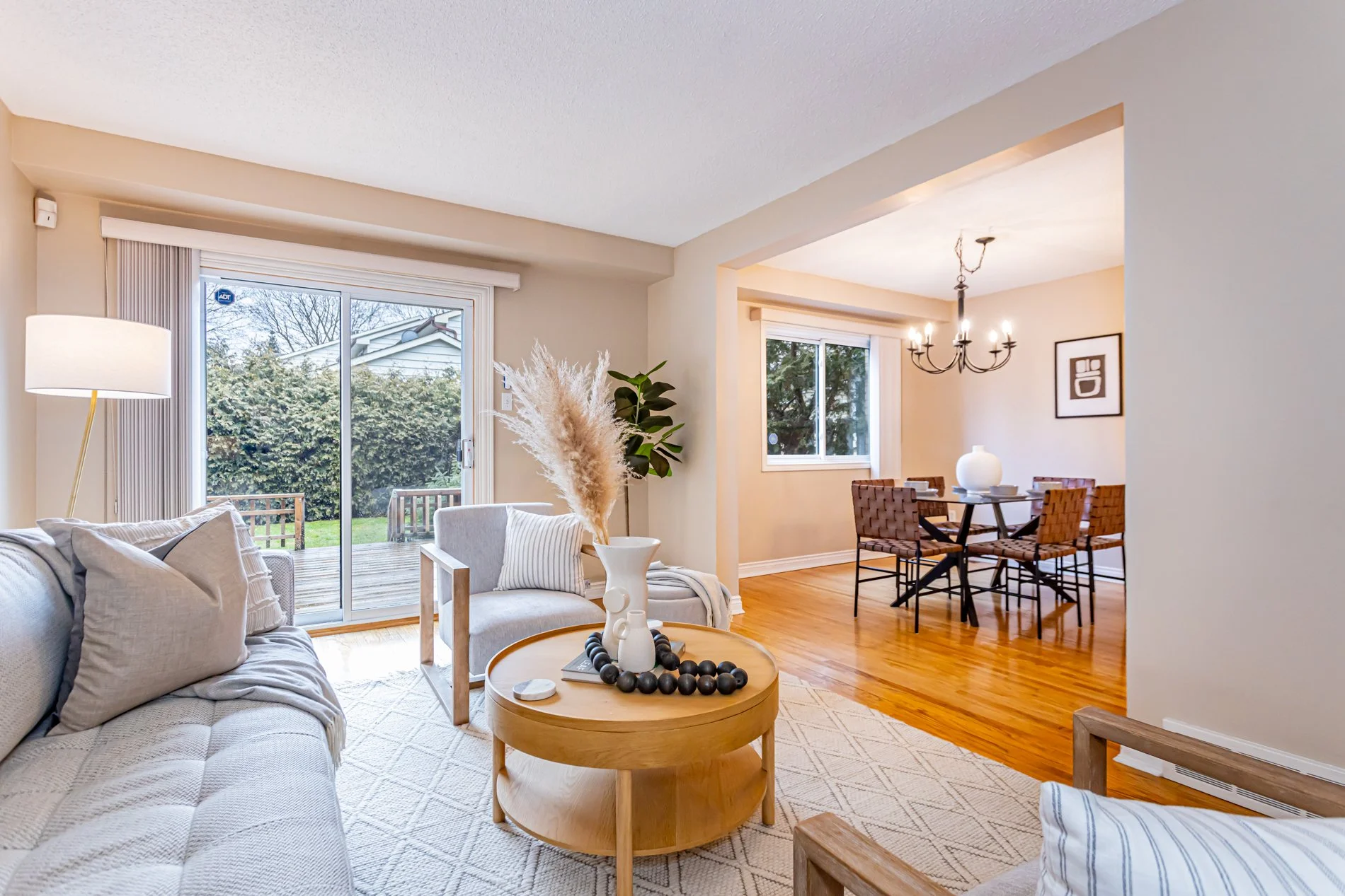 1-231 Windsor Ave-9.jpg