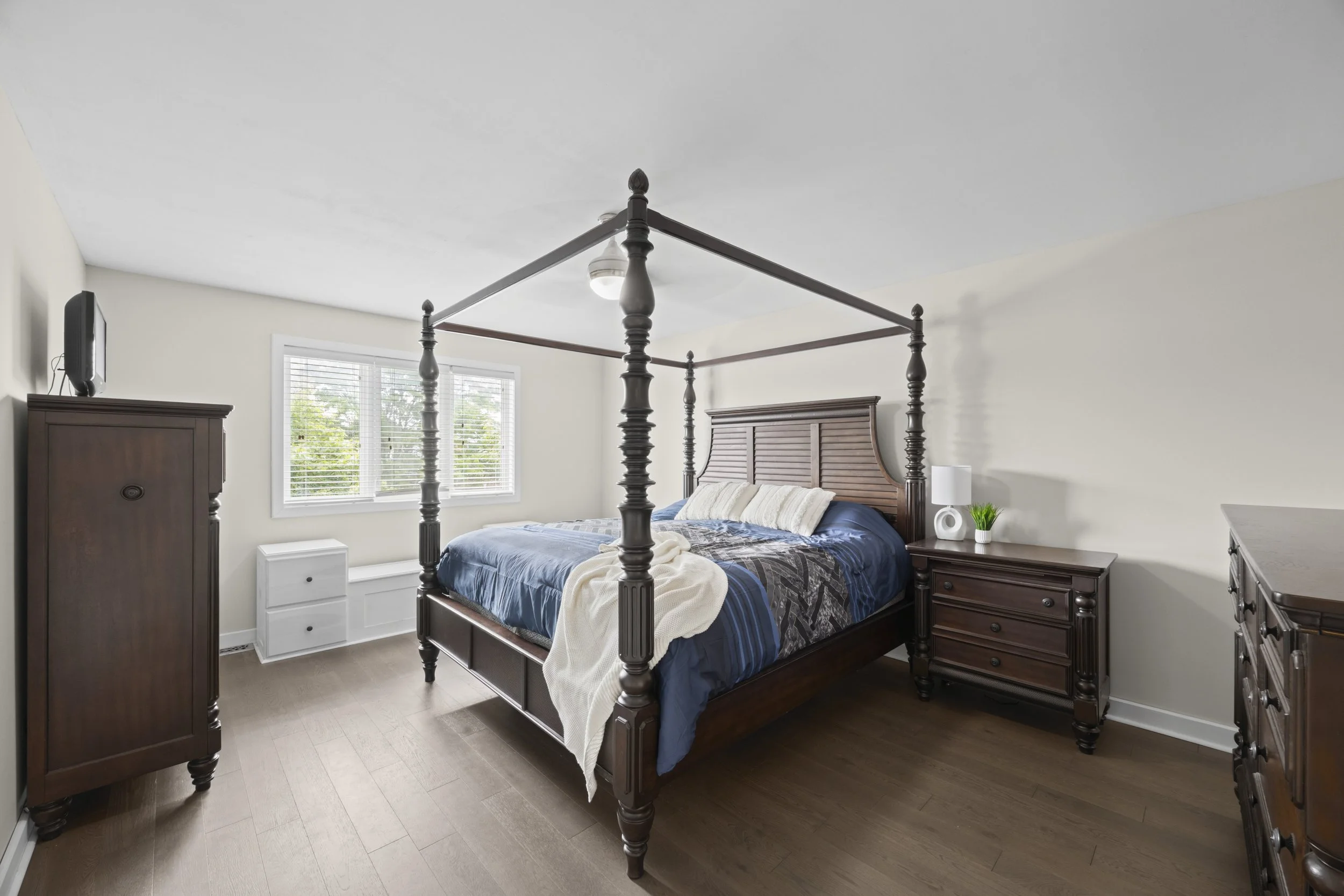 43 Meredith Dr -19.JPG