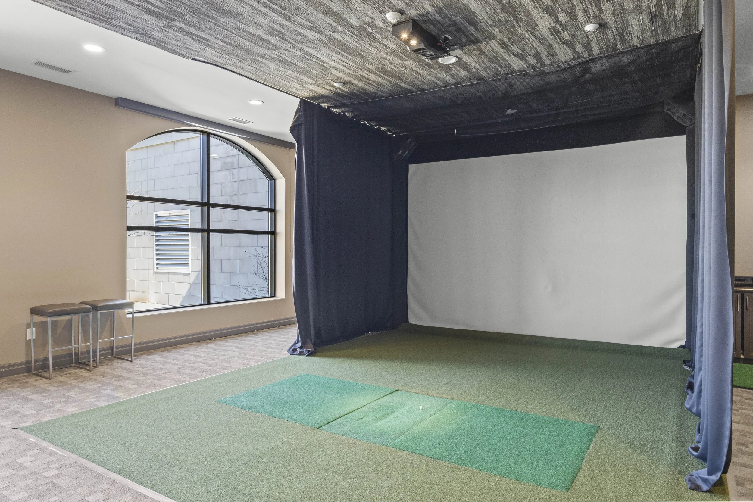 605-240 Village Walk -08.JPG