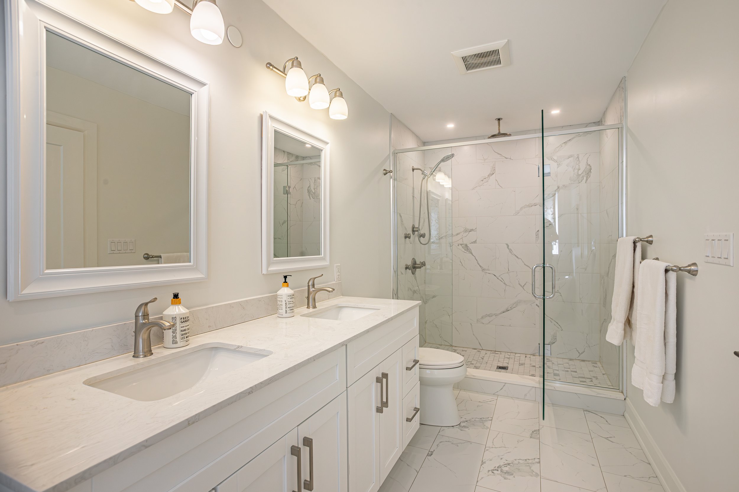 2-159 Windermere Rd-53.jpg