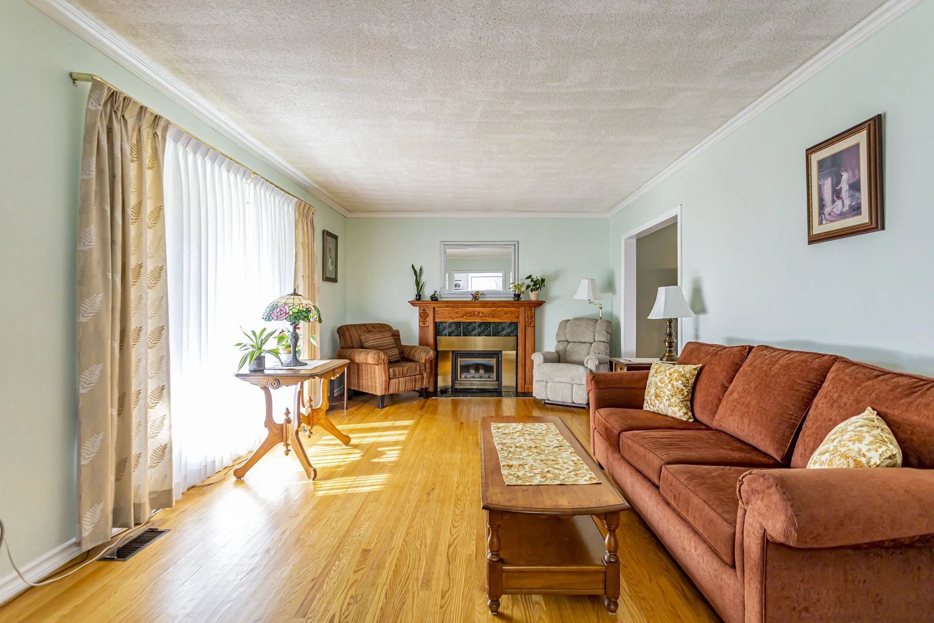 166 Base Line Rd W_08.JPG