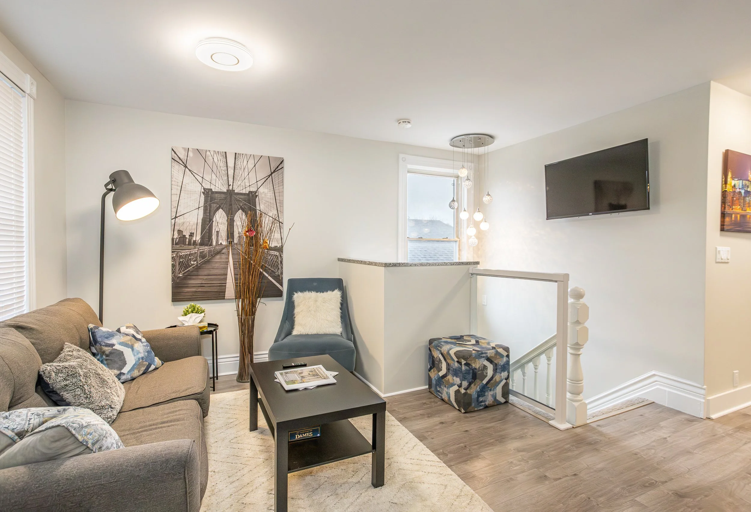 141 Bruce St - Unit 1-8.jpg