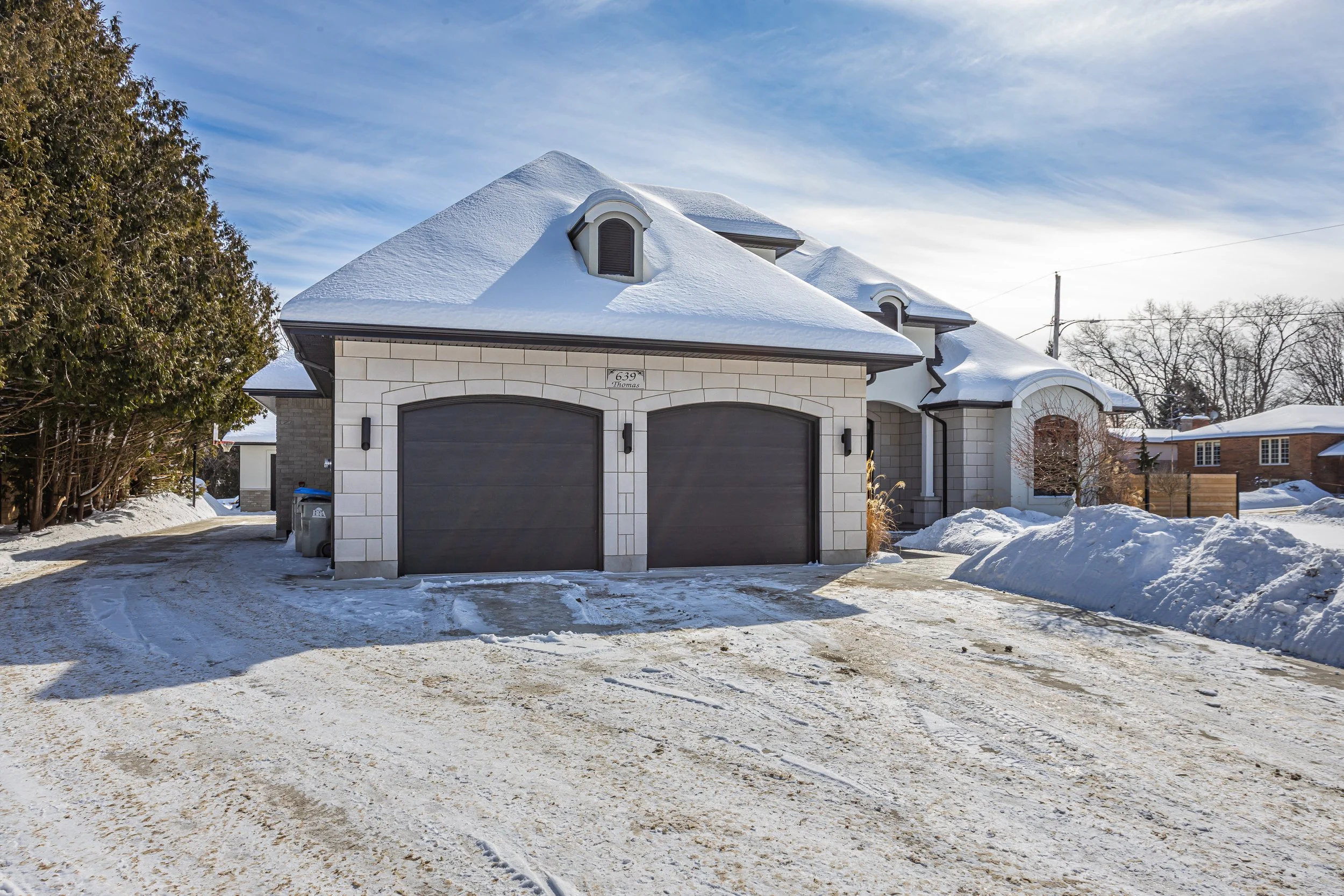 639 Thomas St-2.jpg