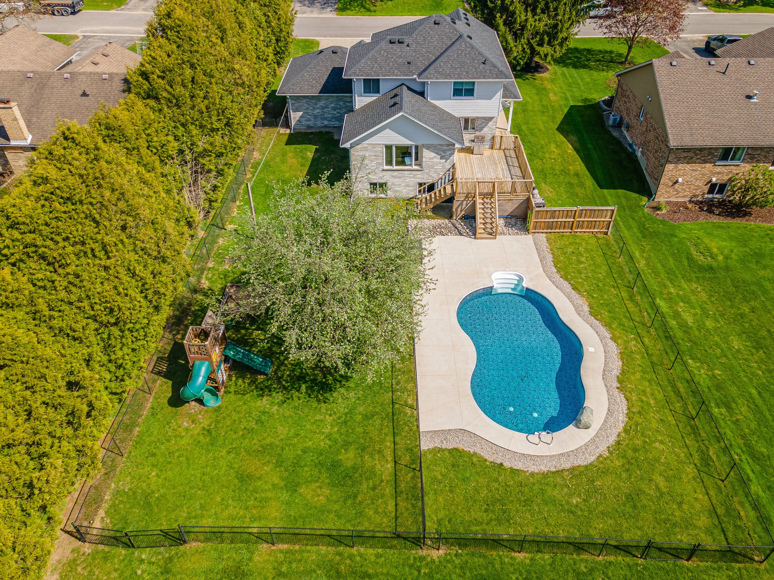 114 Brookfield St -58.jpg