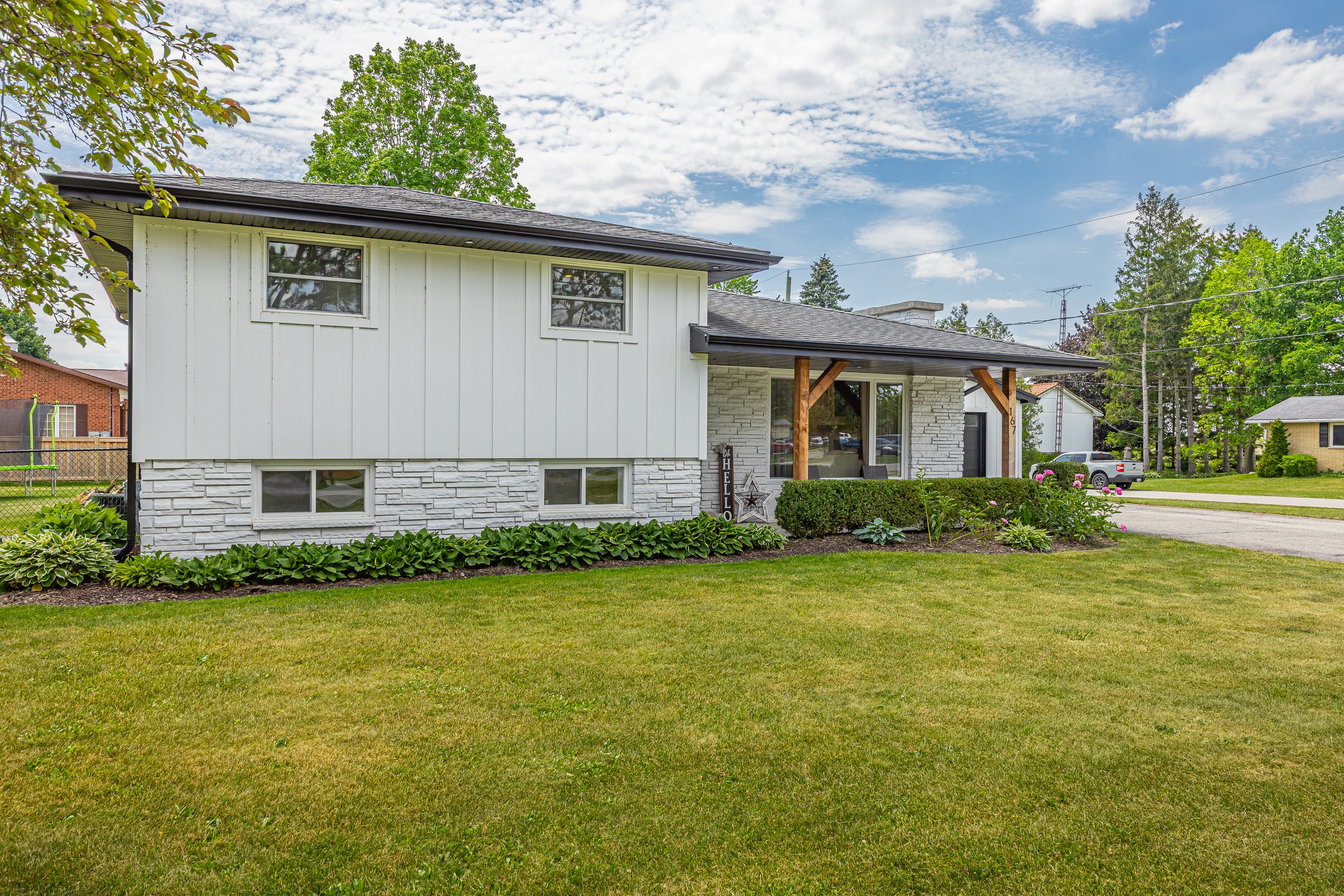 167 Mcleod St -04.jpg