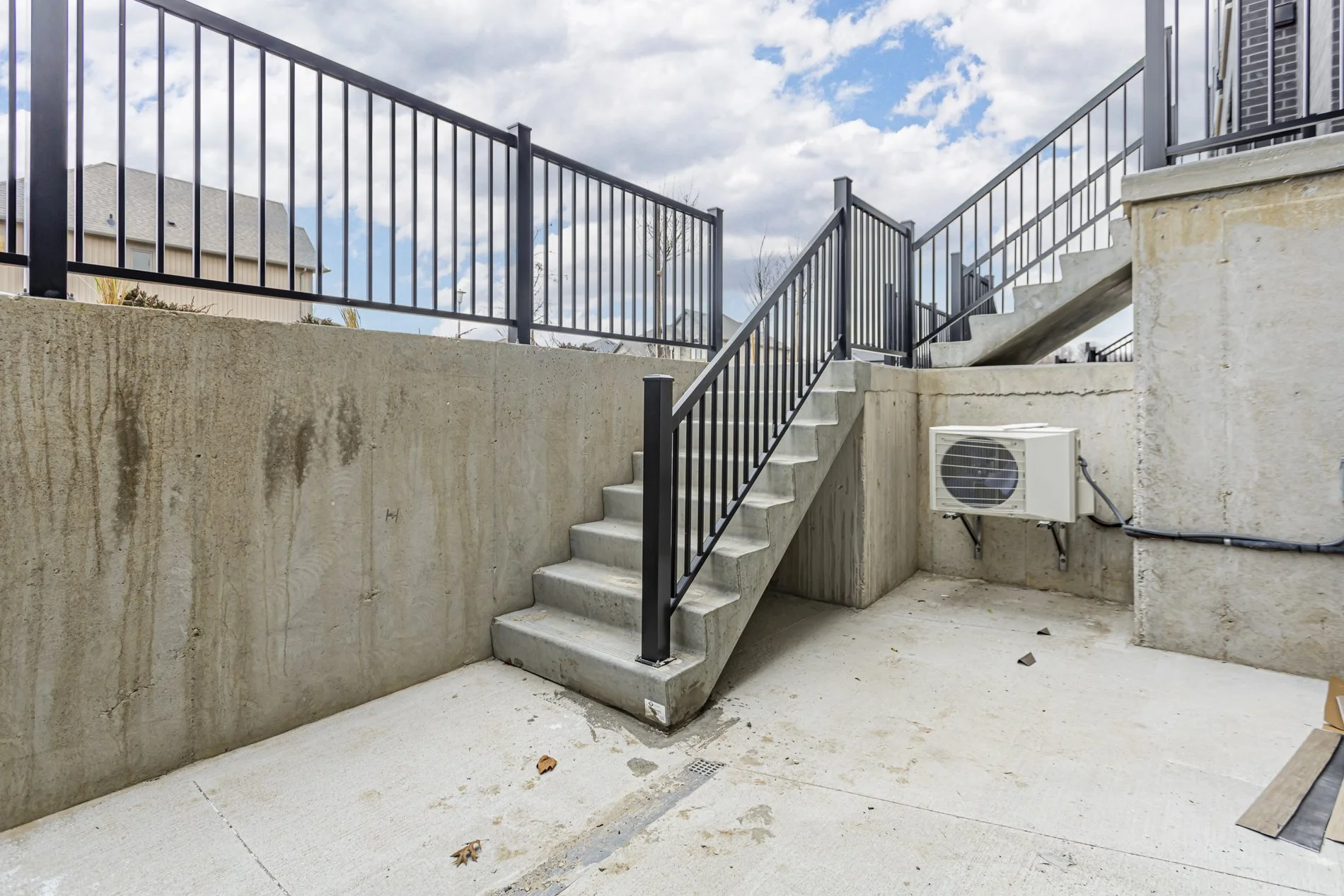 55-3900 Savoy St_34.JPG