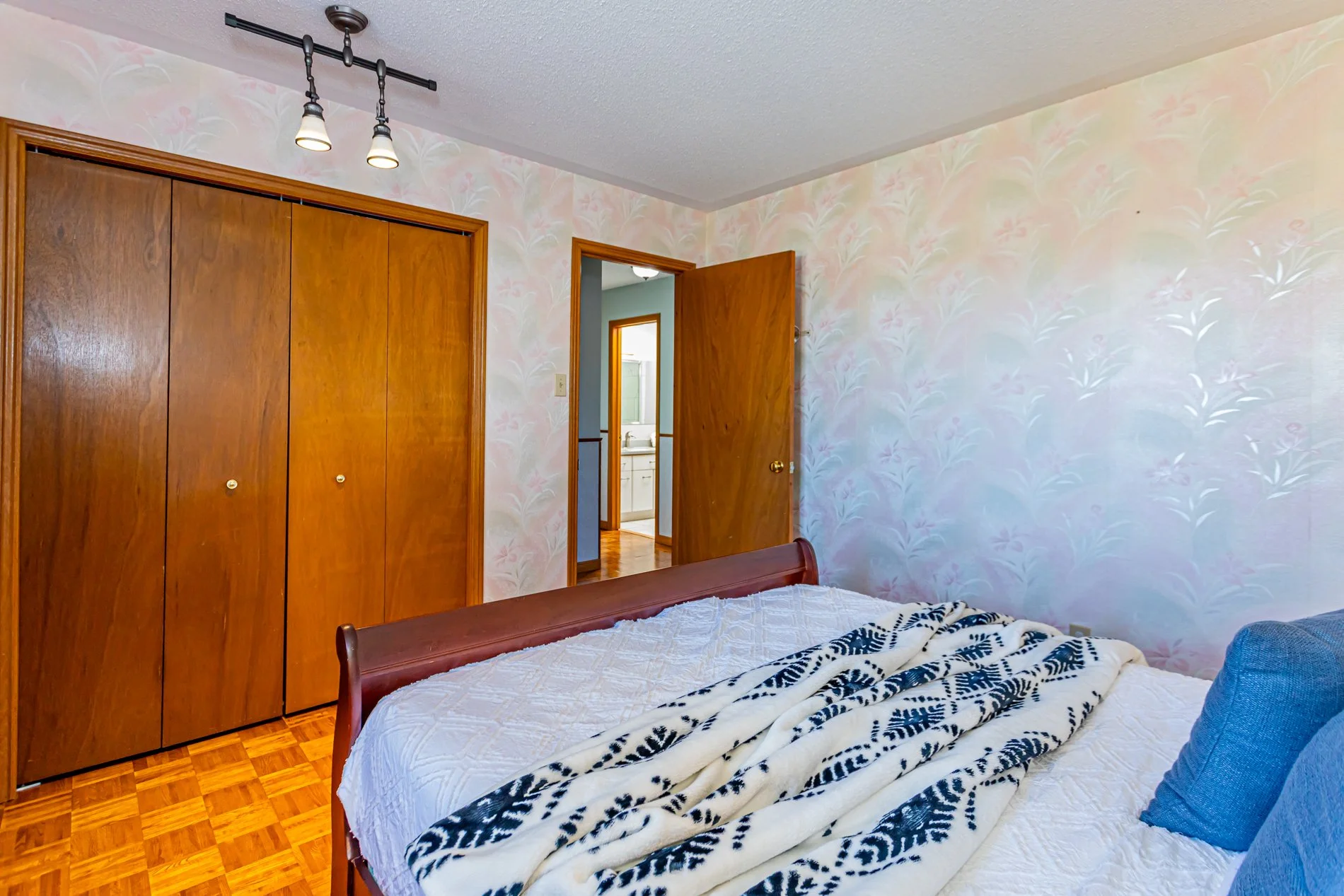 6 St Bees Close-25.jpg