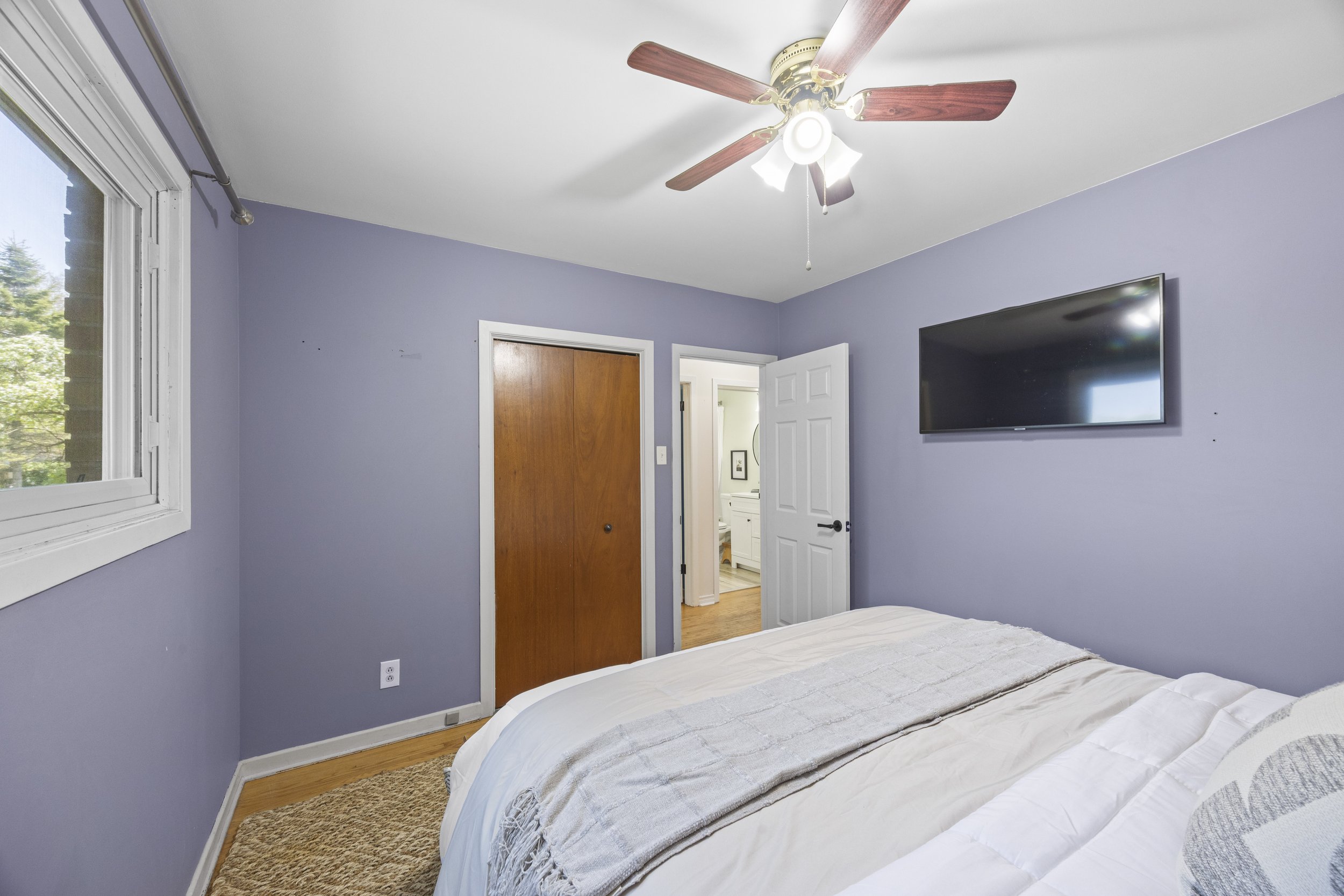 8 Kenwood Cres -20.JPG