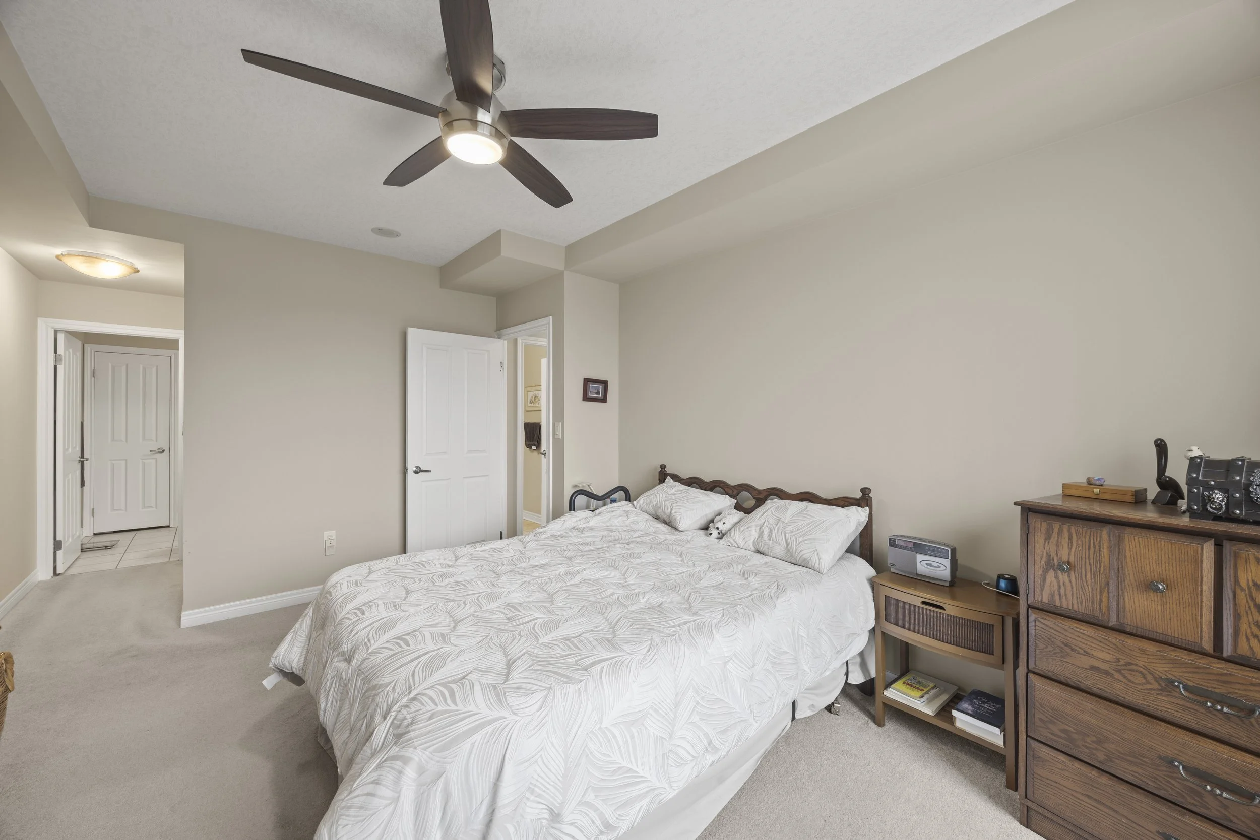 406-1030 Coronation Dr -25.JPG