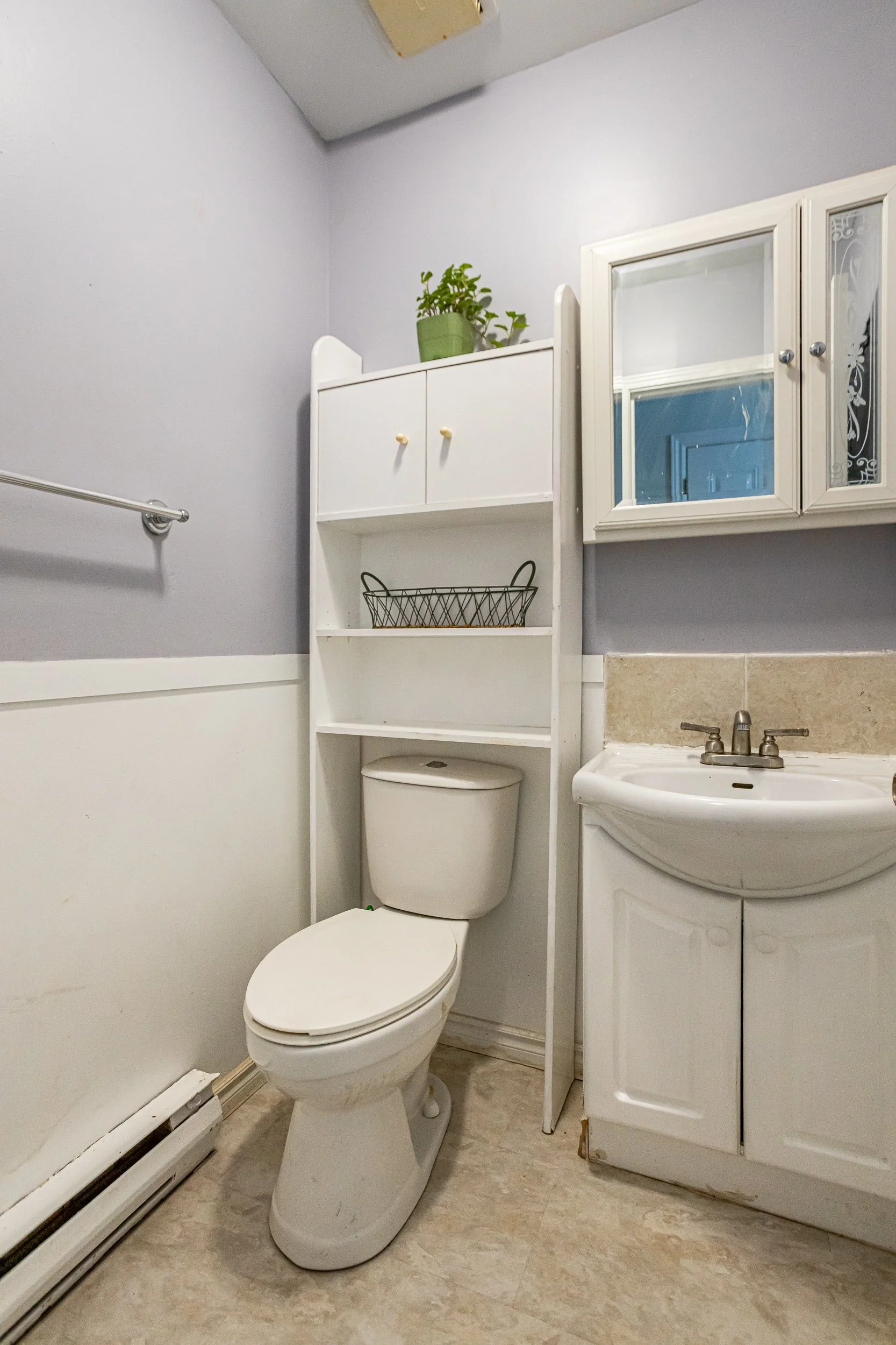 22-311 Vesta Rd-19.jpg