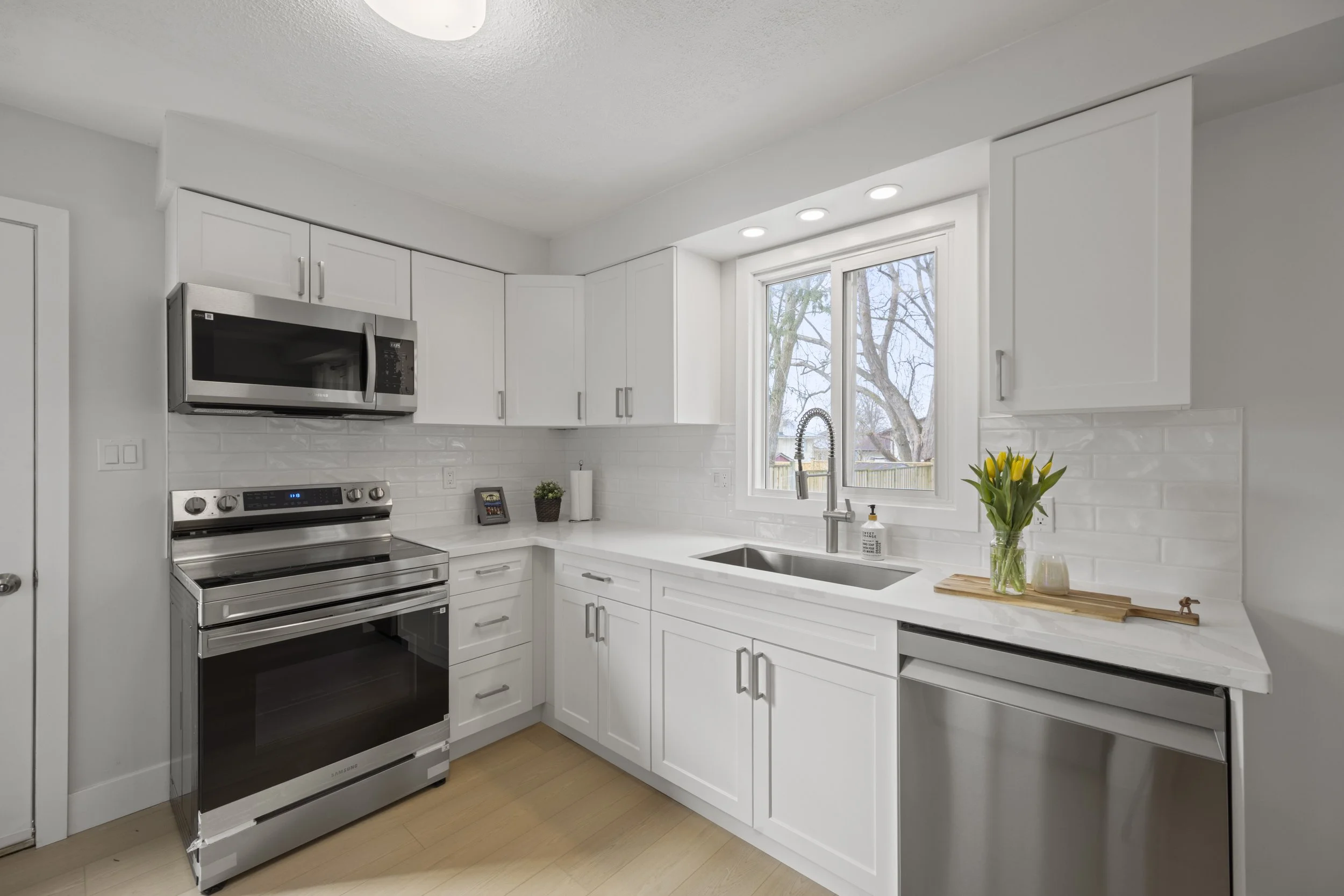 1763 Aldersbrook -18.JPG