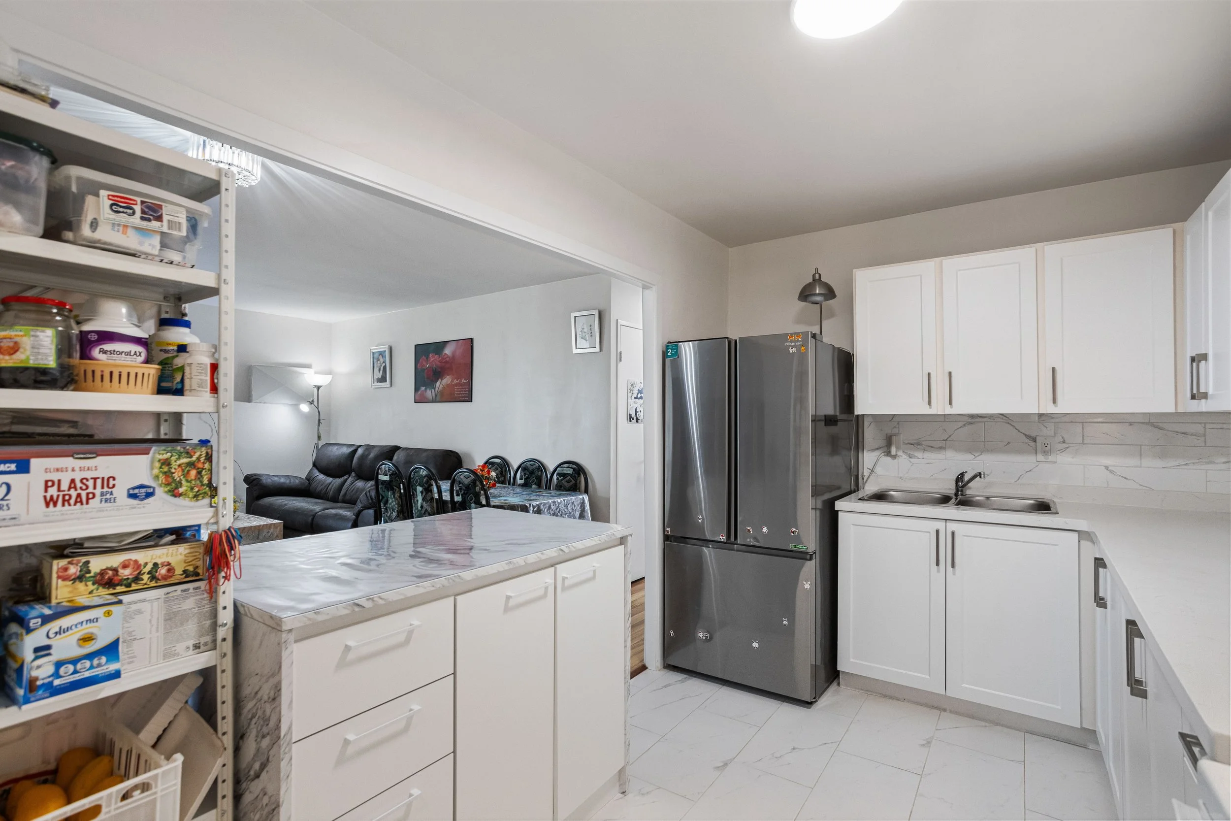 1104 - 583 Mornington Ave -16.JPG