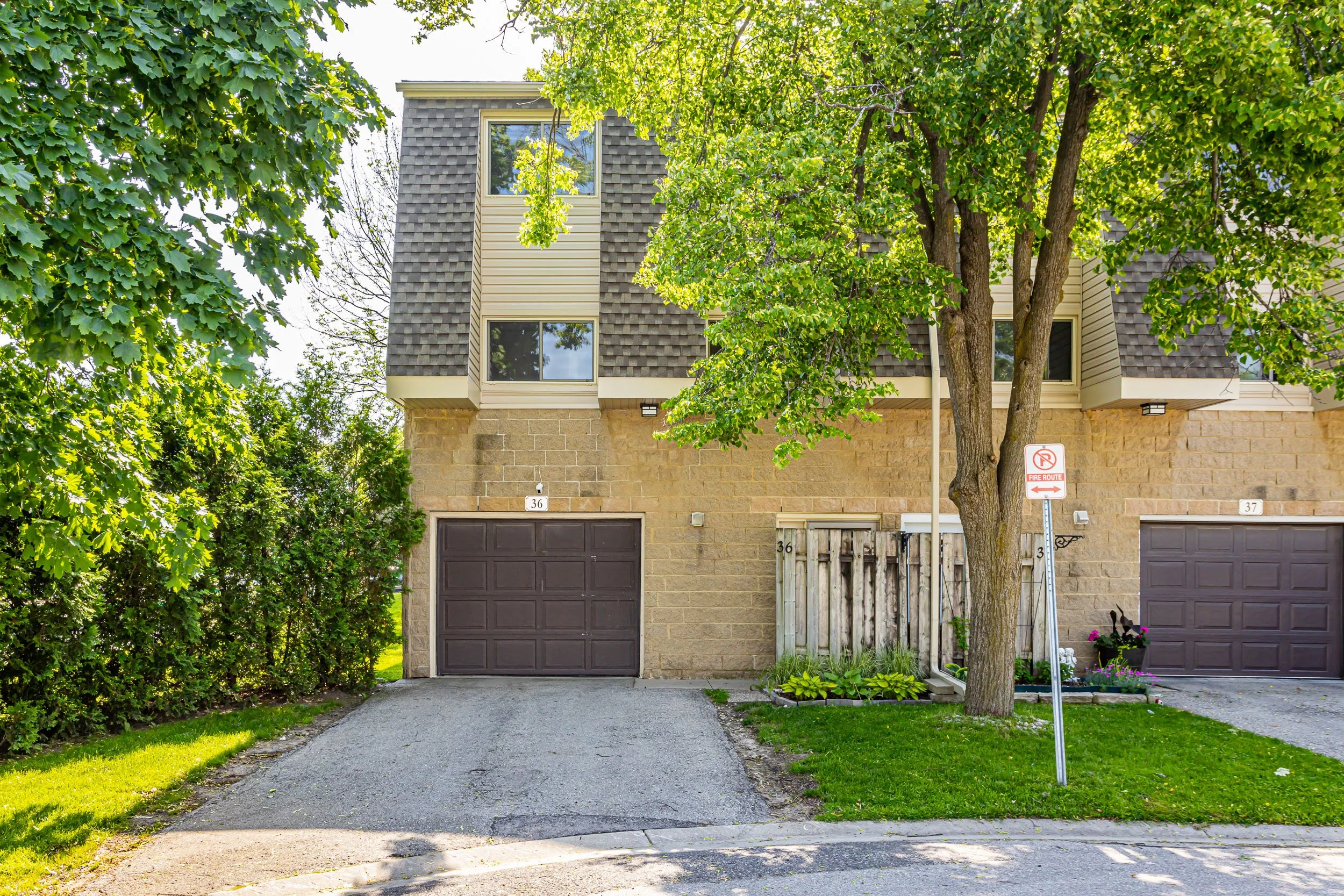 36-1460 Limberlost Rd-1.jpg