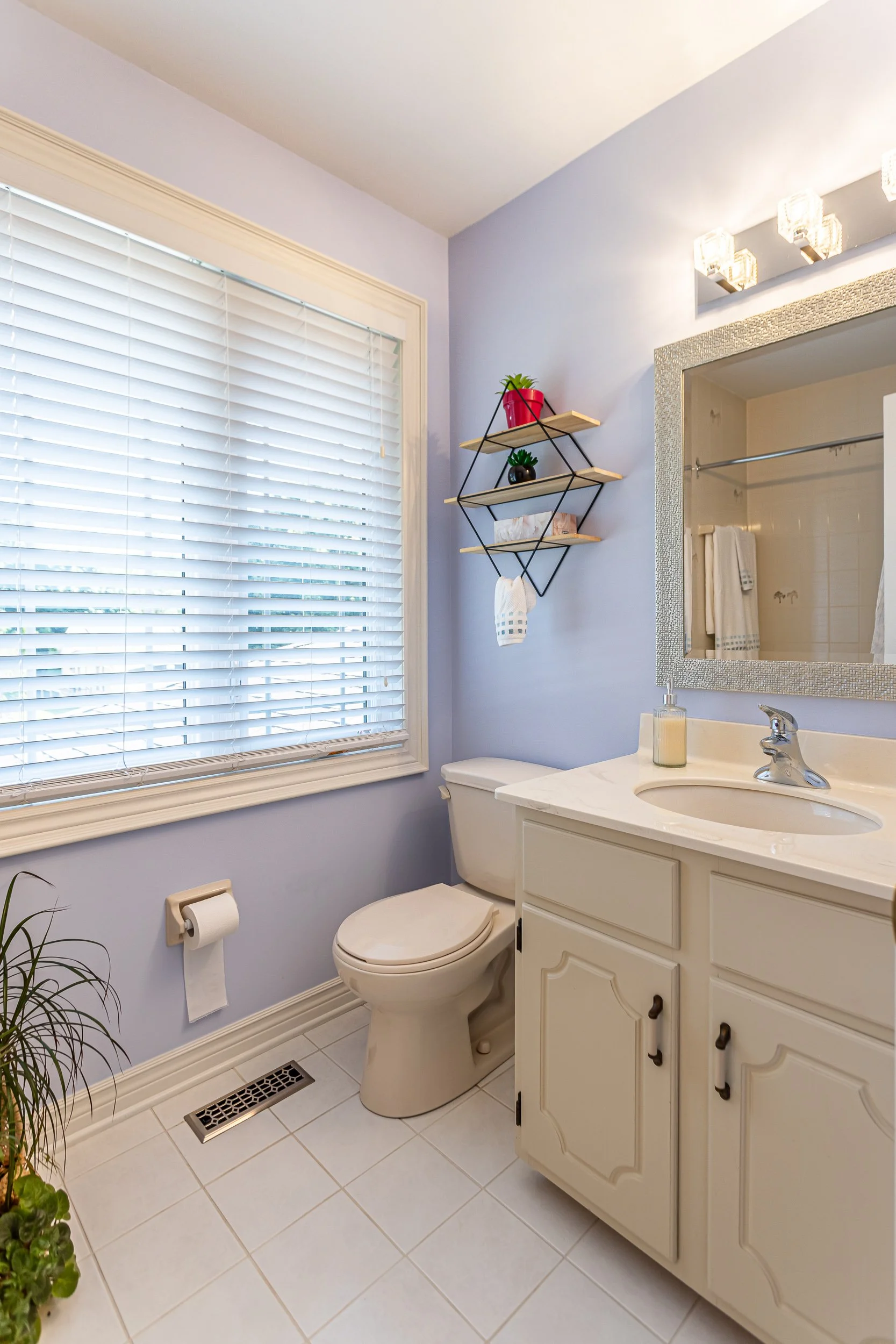 95 Mountainview Cres-34.jpg