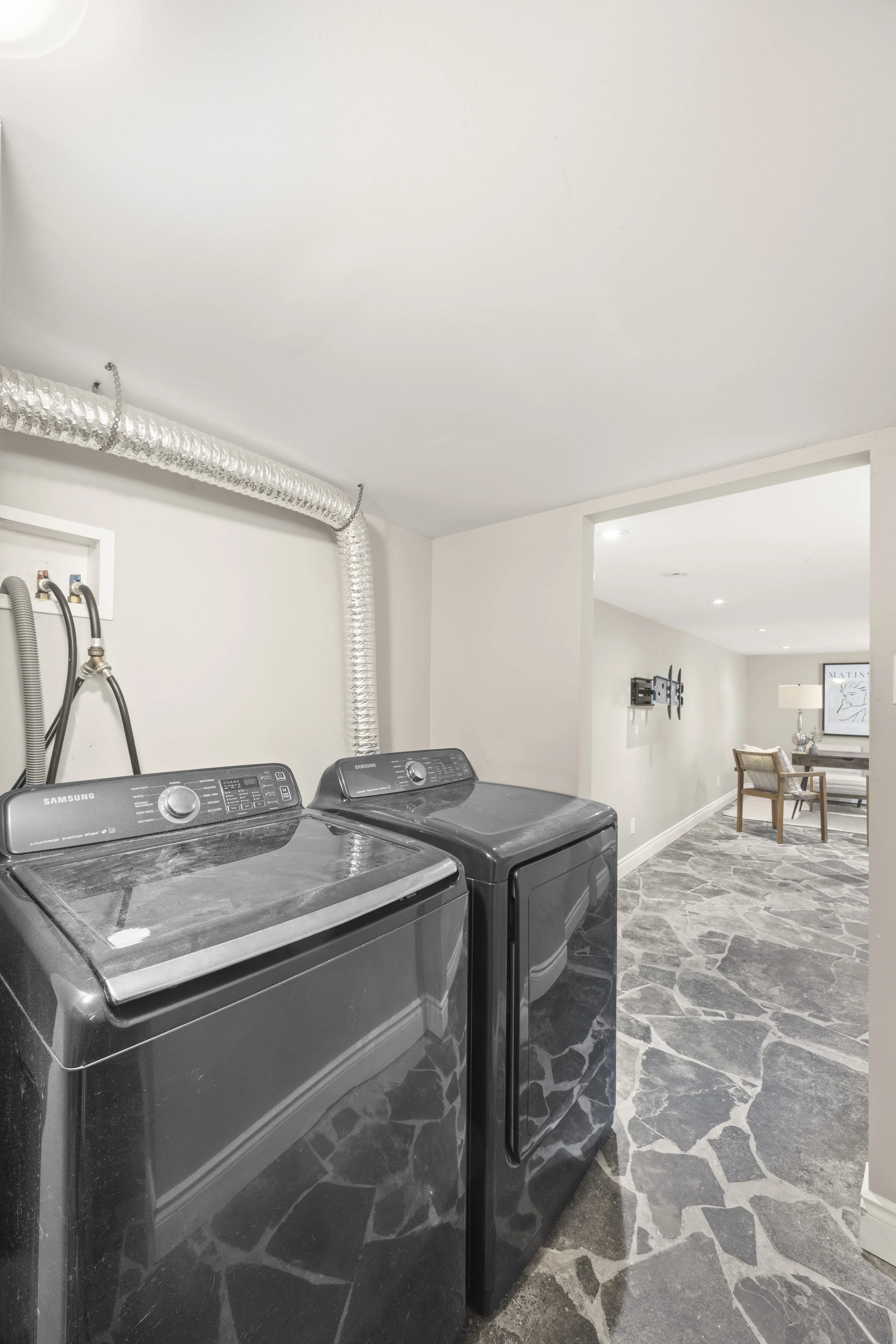 28 Renwick Ave -38.JPG